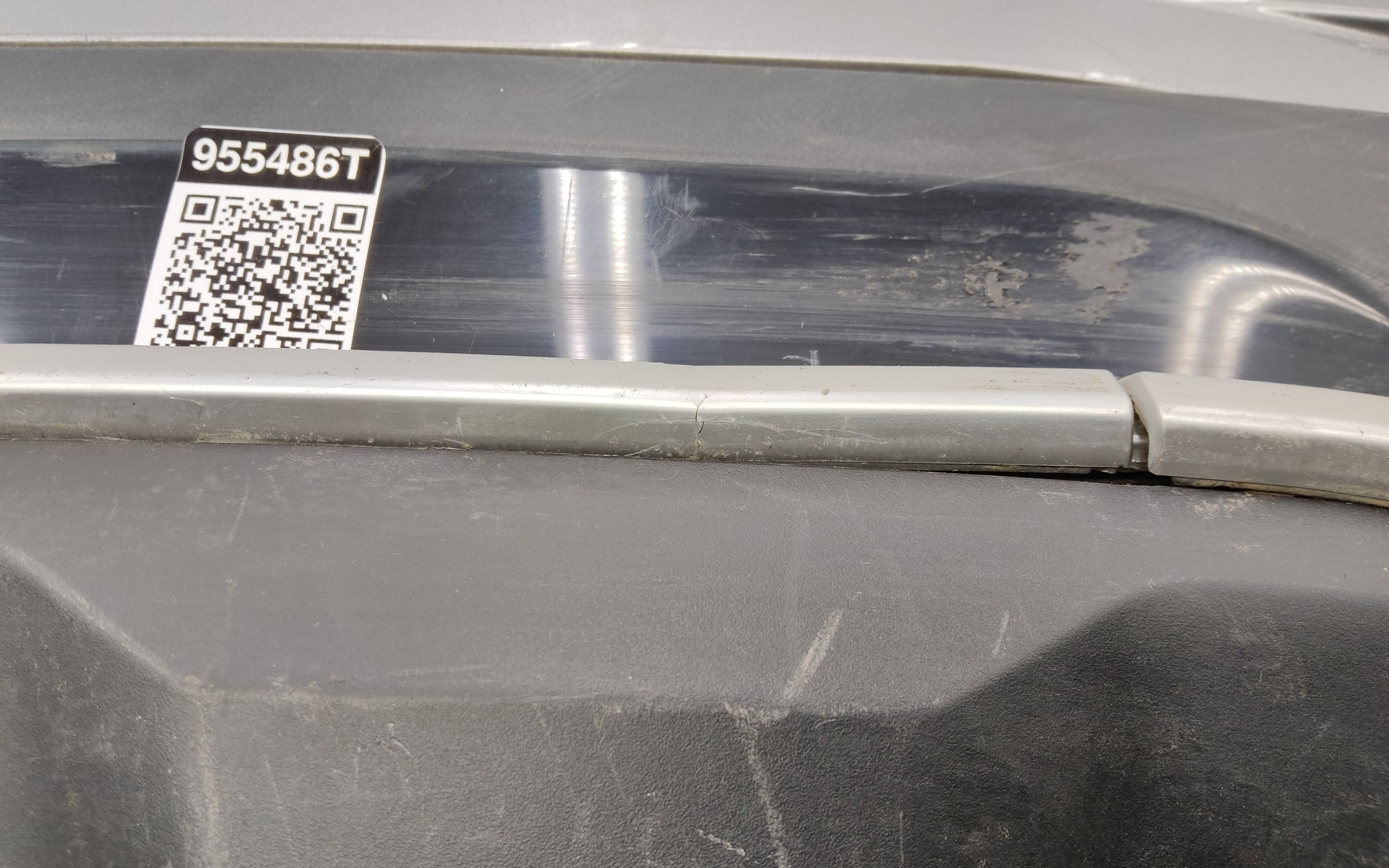 Бампер задний Geely Monjaro