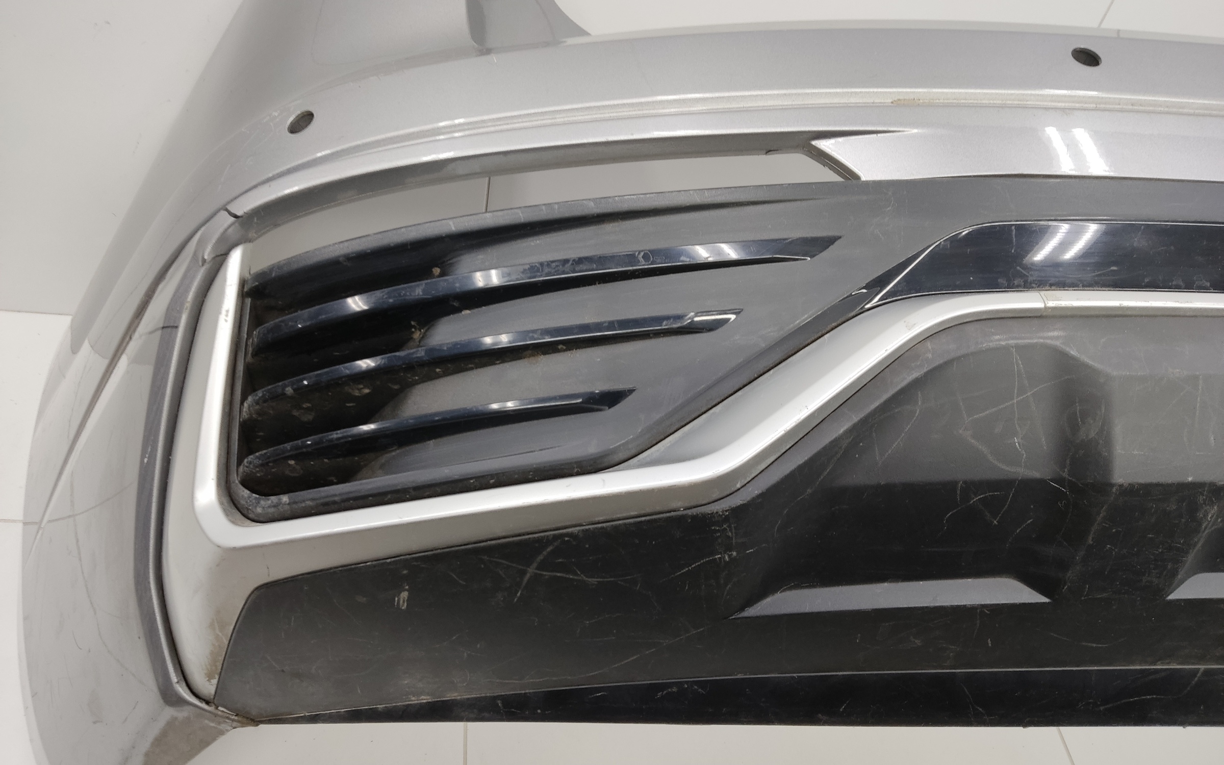 Бампер задний Geely Monjaro