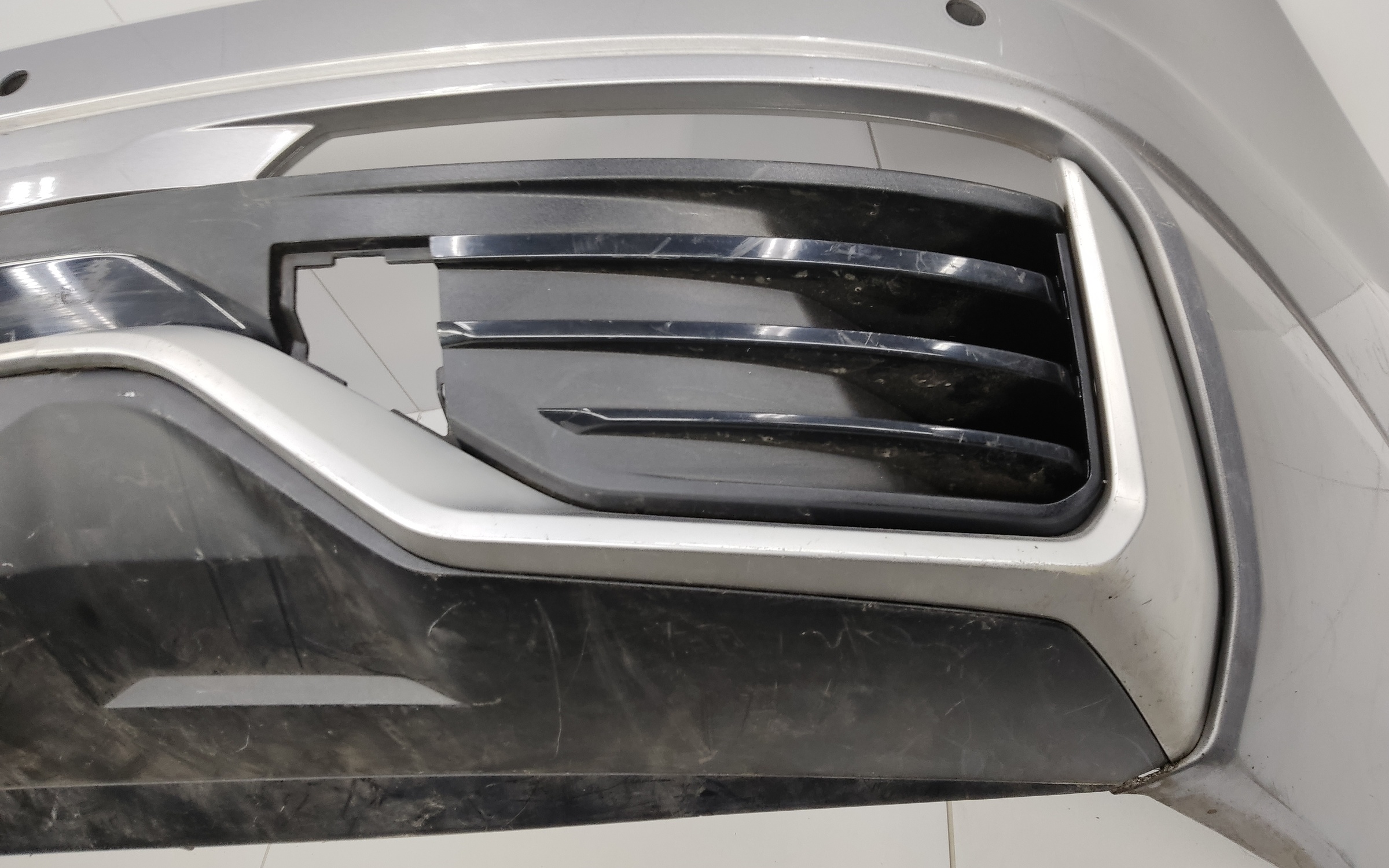 Бампер задний Geely Monjaro