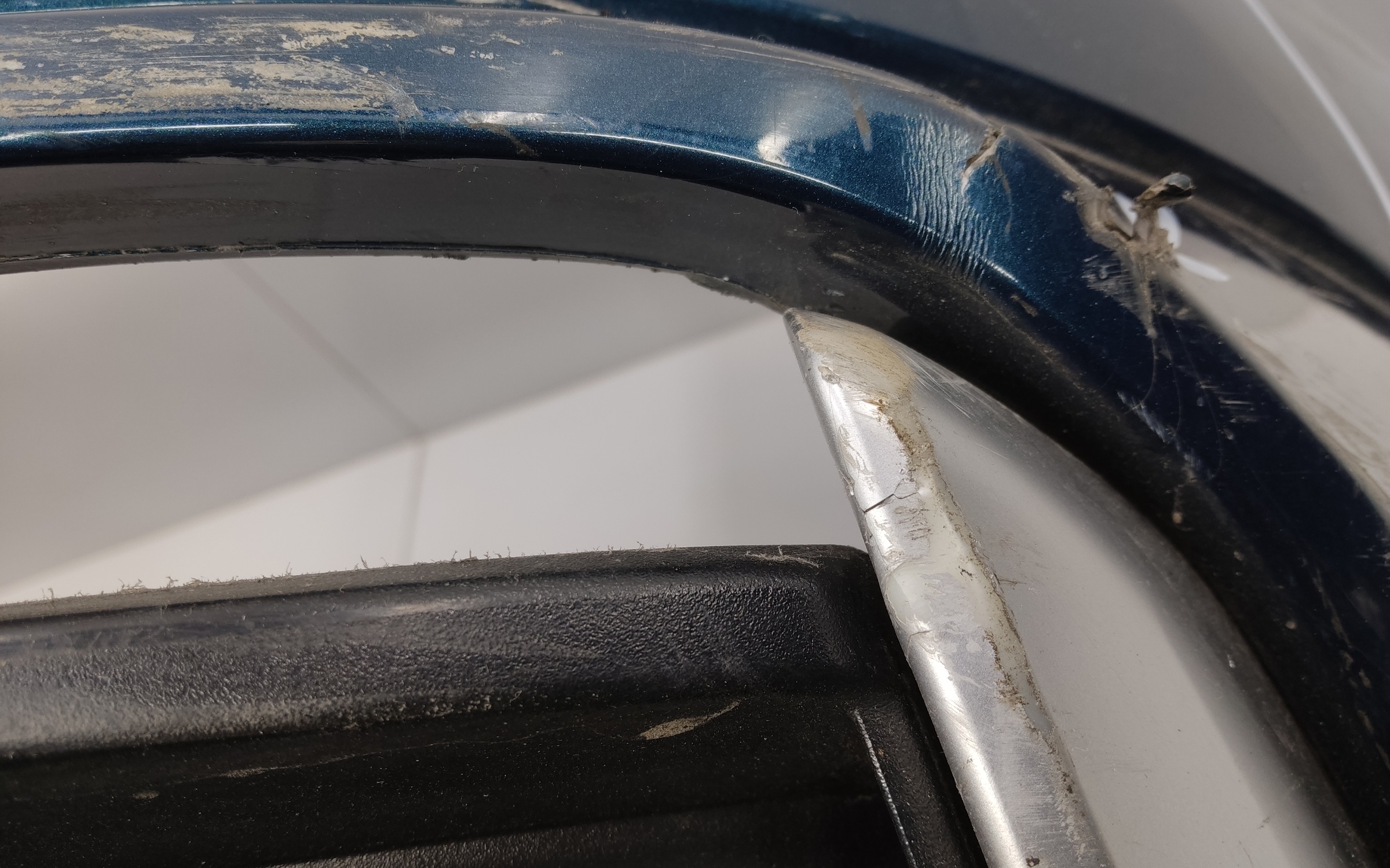 Бампер задний Geely Monjaro