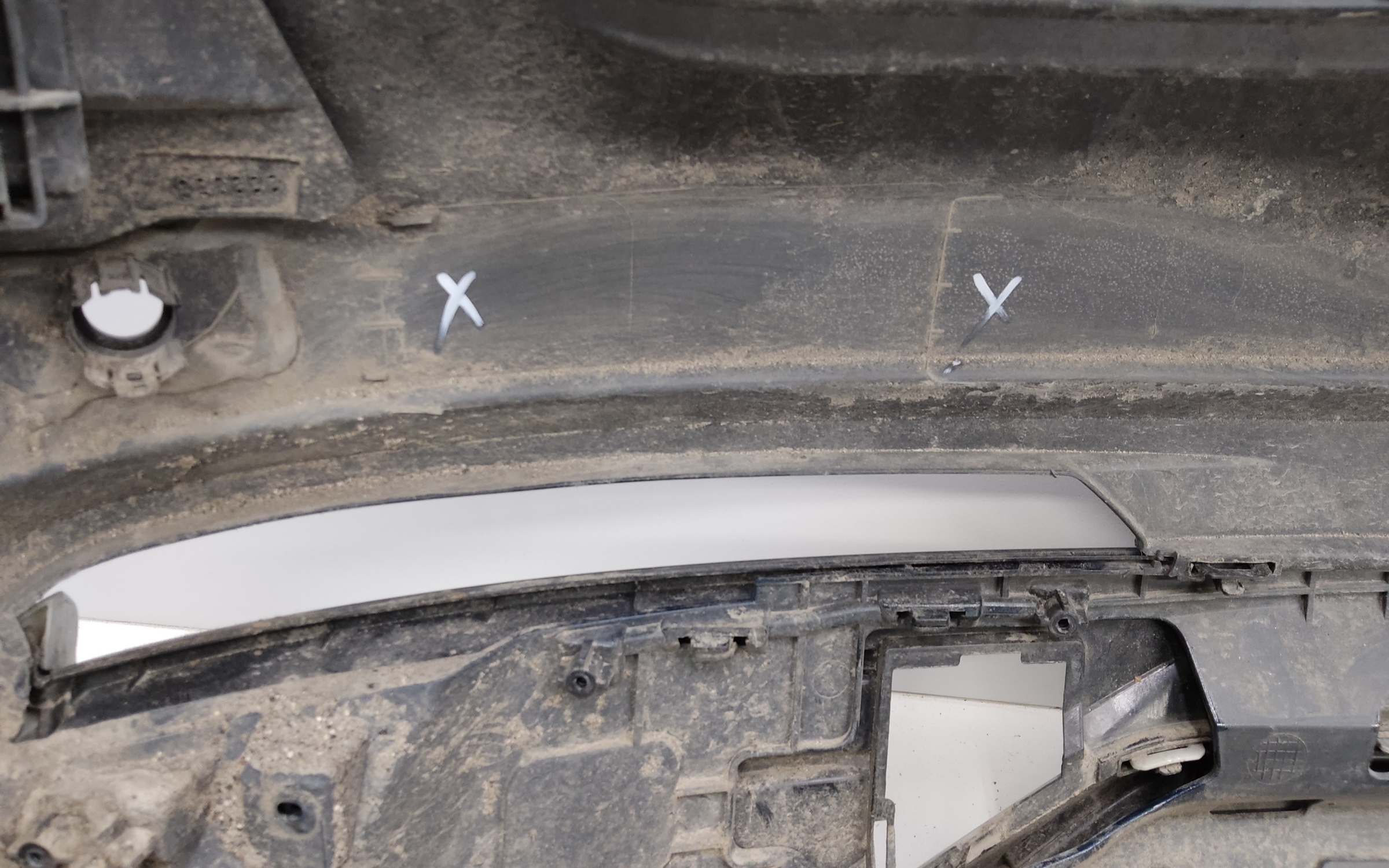 Бампер задний Geely Monjaro