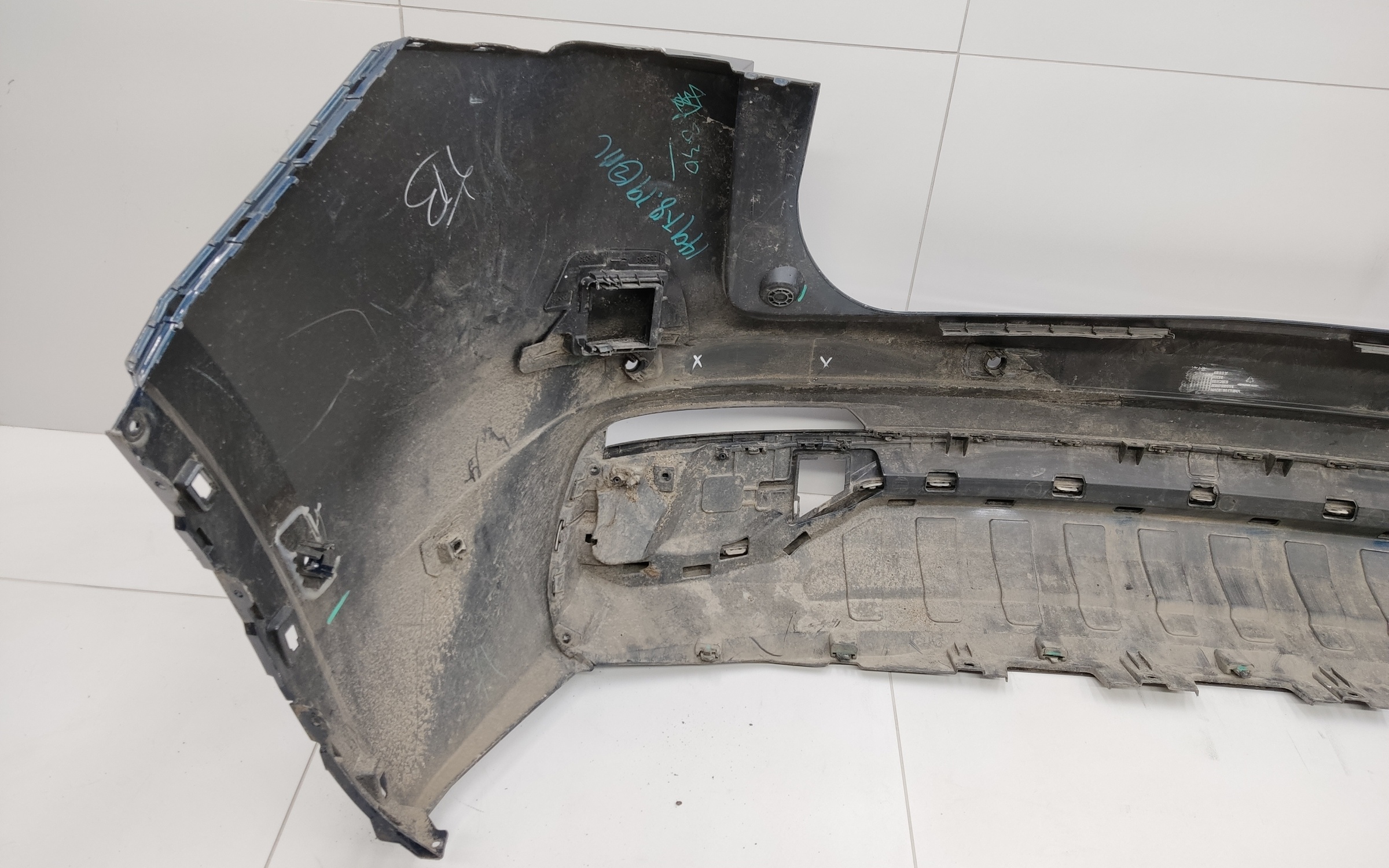 Бампер задний Geely Monjaro