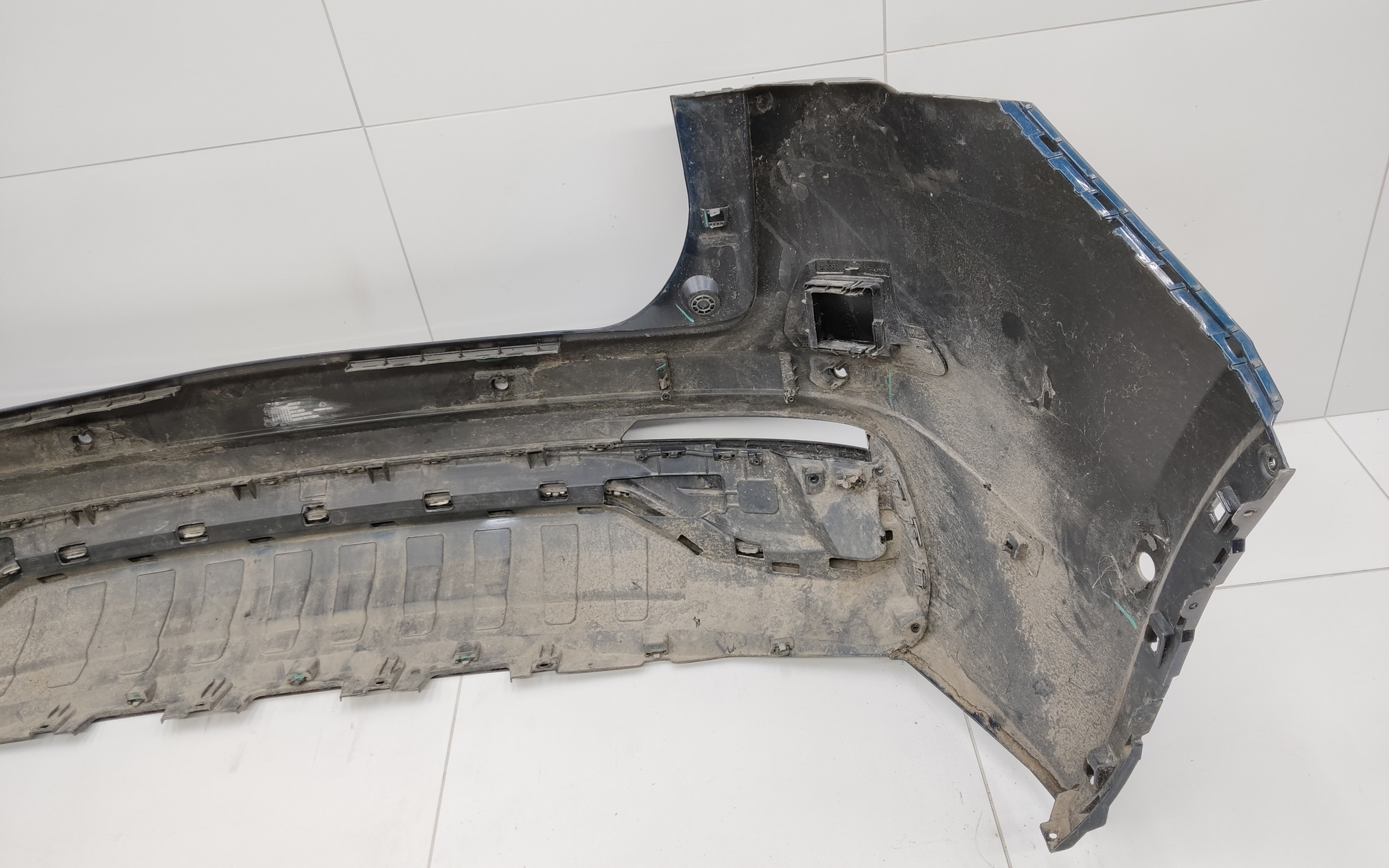 Бампер задний Geely Monjaro