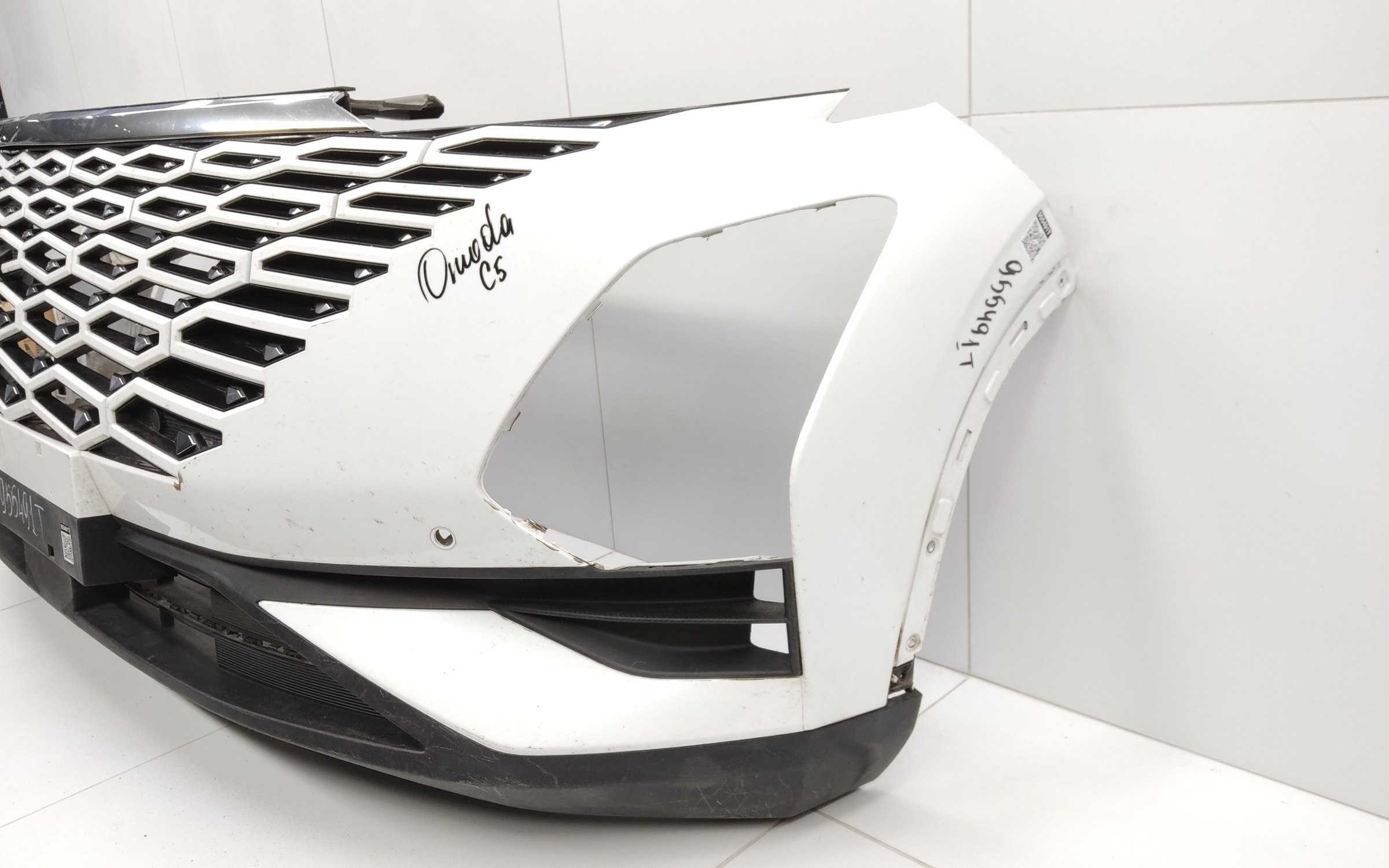 Бампер передний Omoda C5