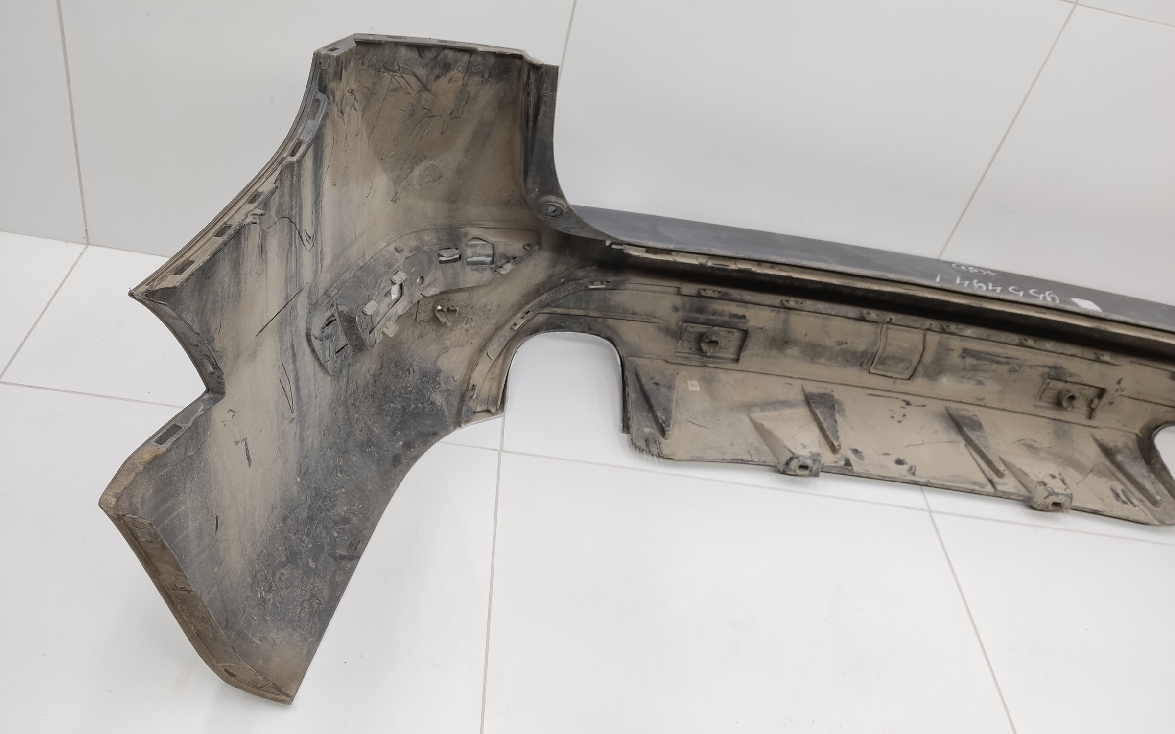 Бампер задний Volvo XC70 2 Cross Country под парктроники