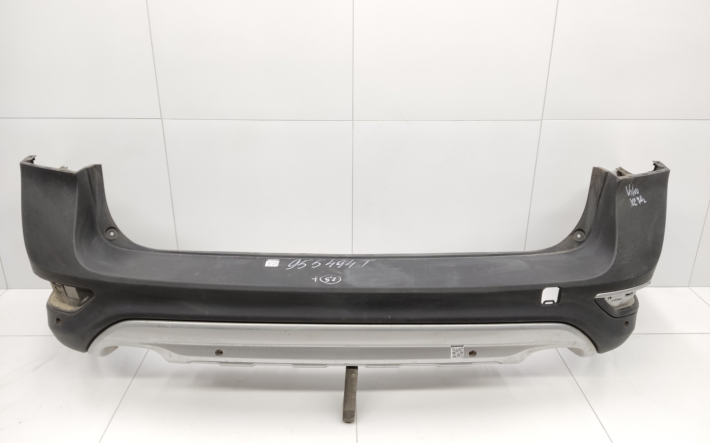 Бампер задний Volvo XC70 2 Cross Country под парктроники