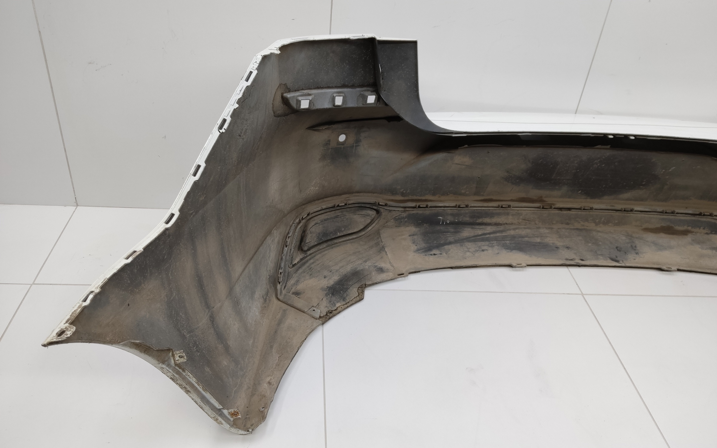 Бампер задний Volkswagen Polo 6 Liftback