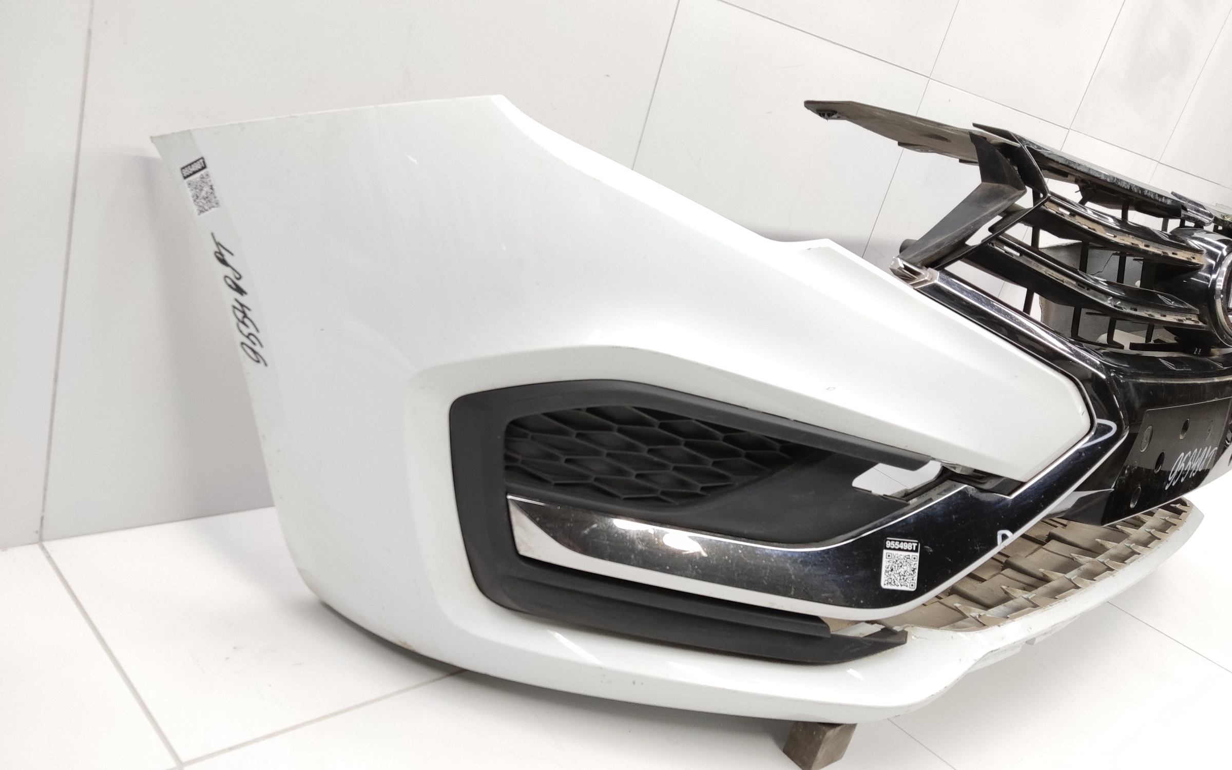 Бампер передний Lada Vesta 1 Restail