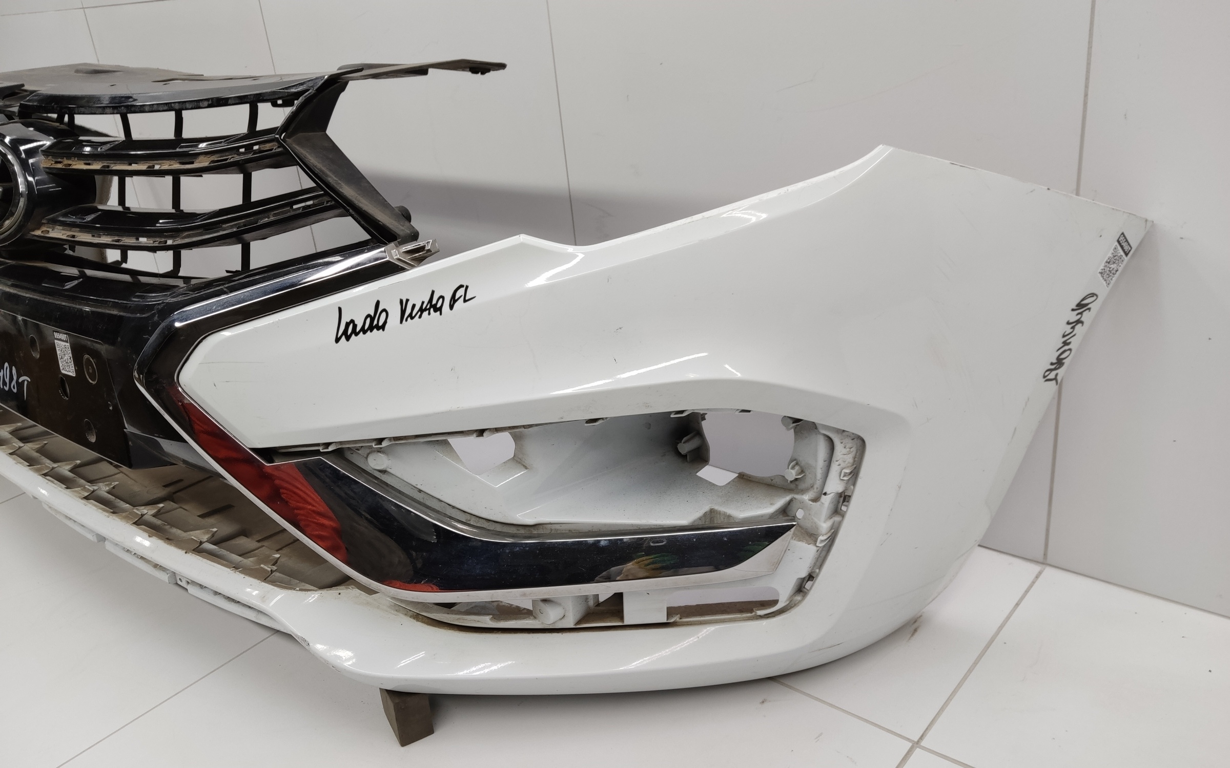 Бампер передний Lada Vesta 1 Restail