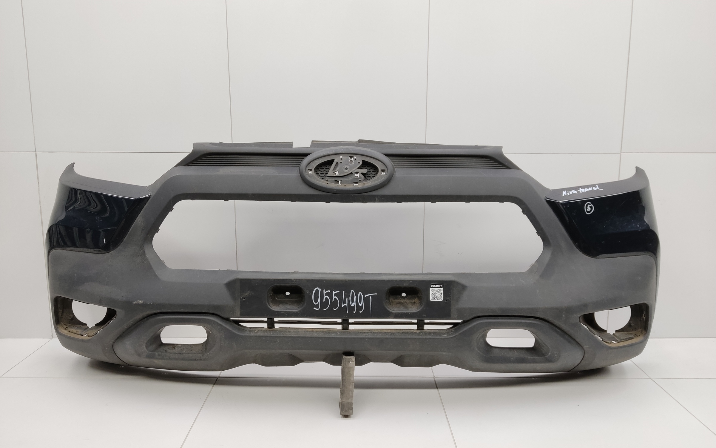 Бампер передний Lada Niva Travel