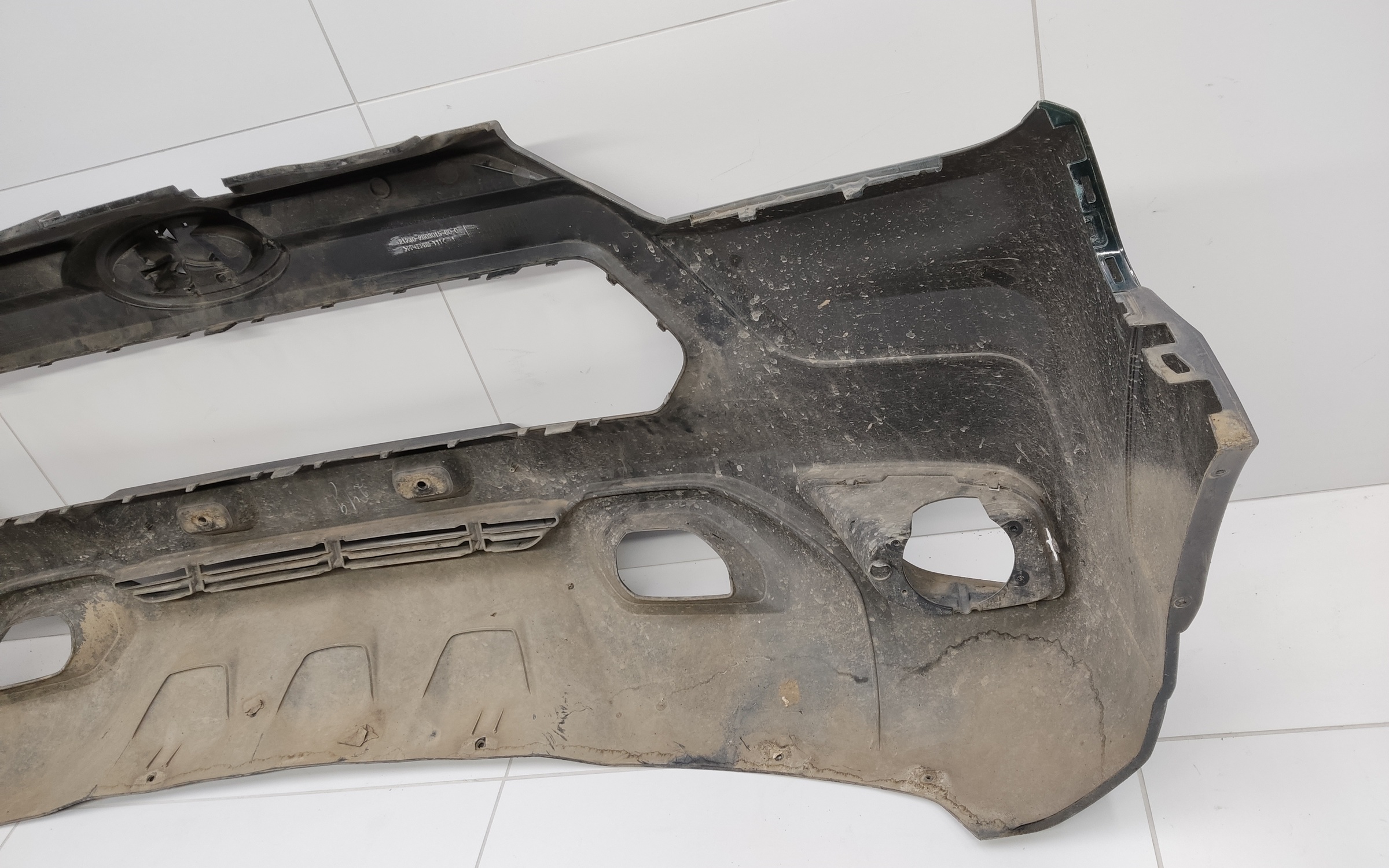 Бампер передний Lada Niva Travel