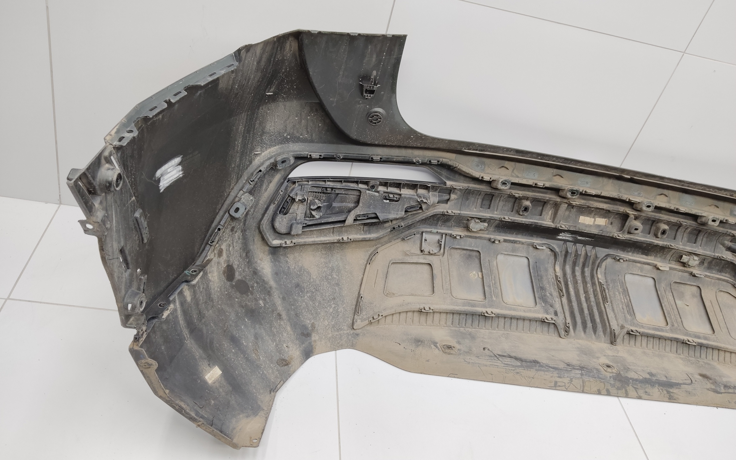 Бампер задний Geely Atlas 2