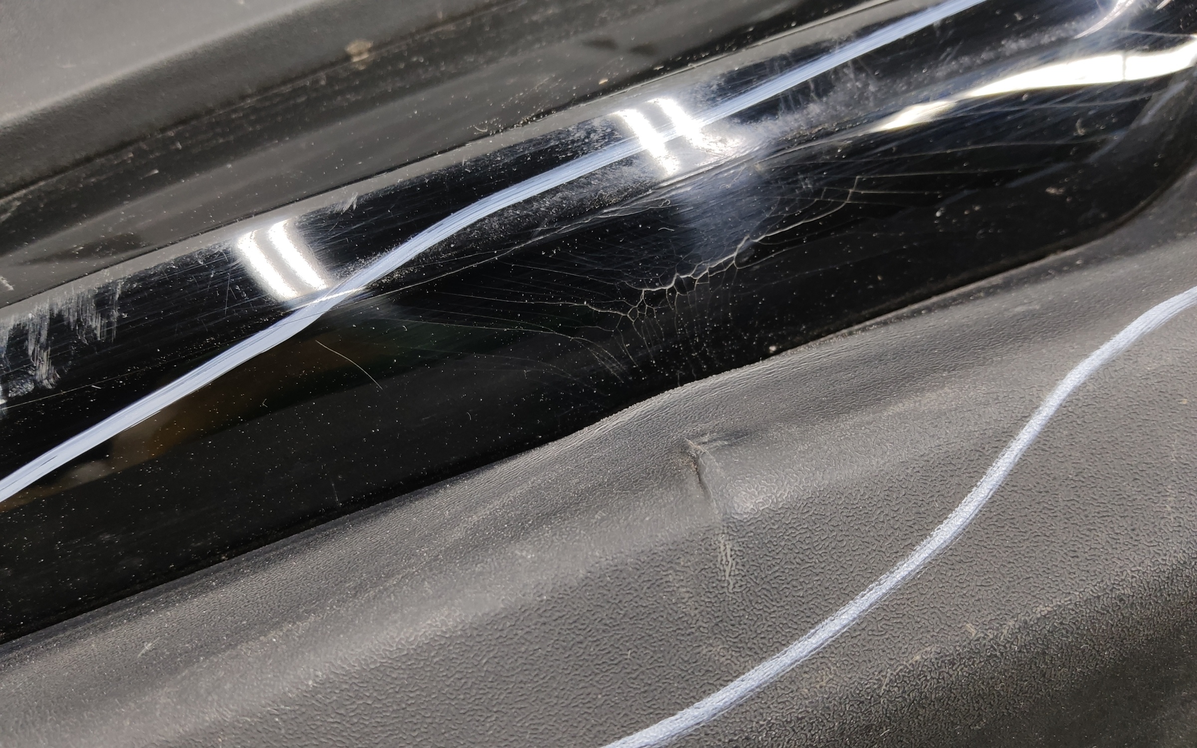 Бампер задний Geely Atlas 2