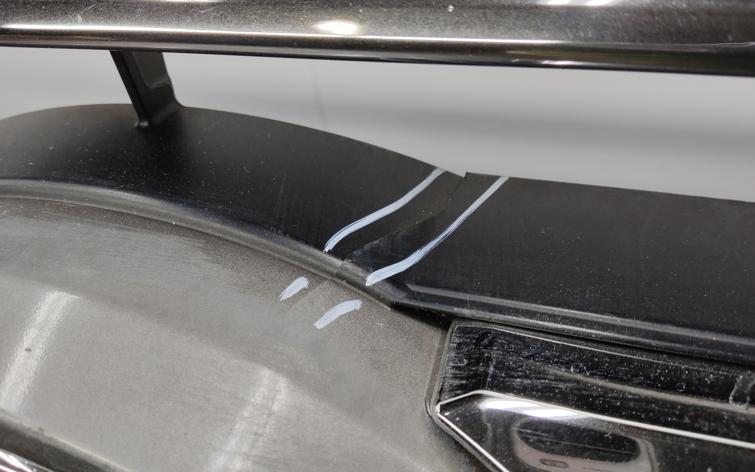 Бампер передний Toyota Land Cruiser 200 Restail 2