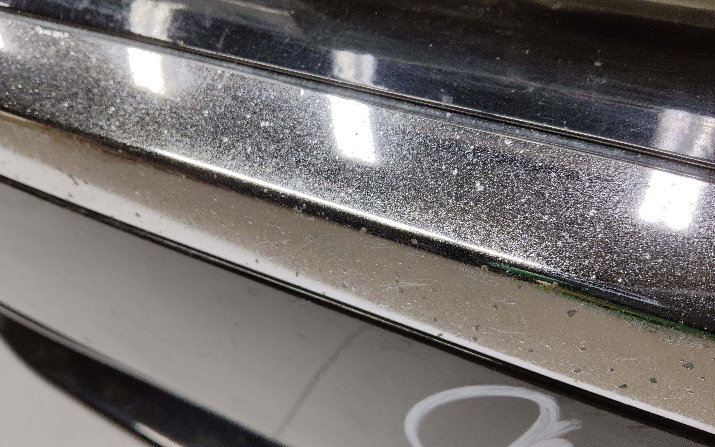 Бампер передний Toyota Land Cruiser 200 Restail 2