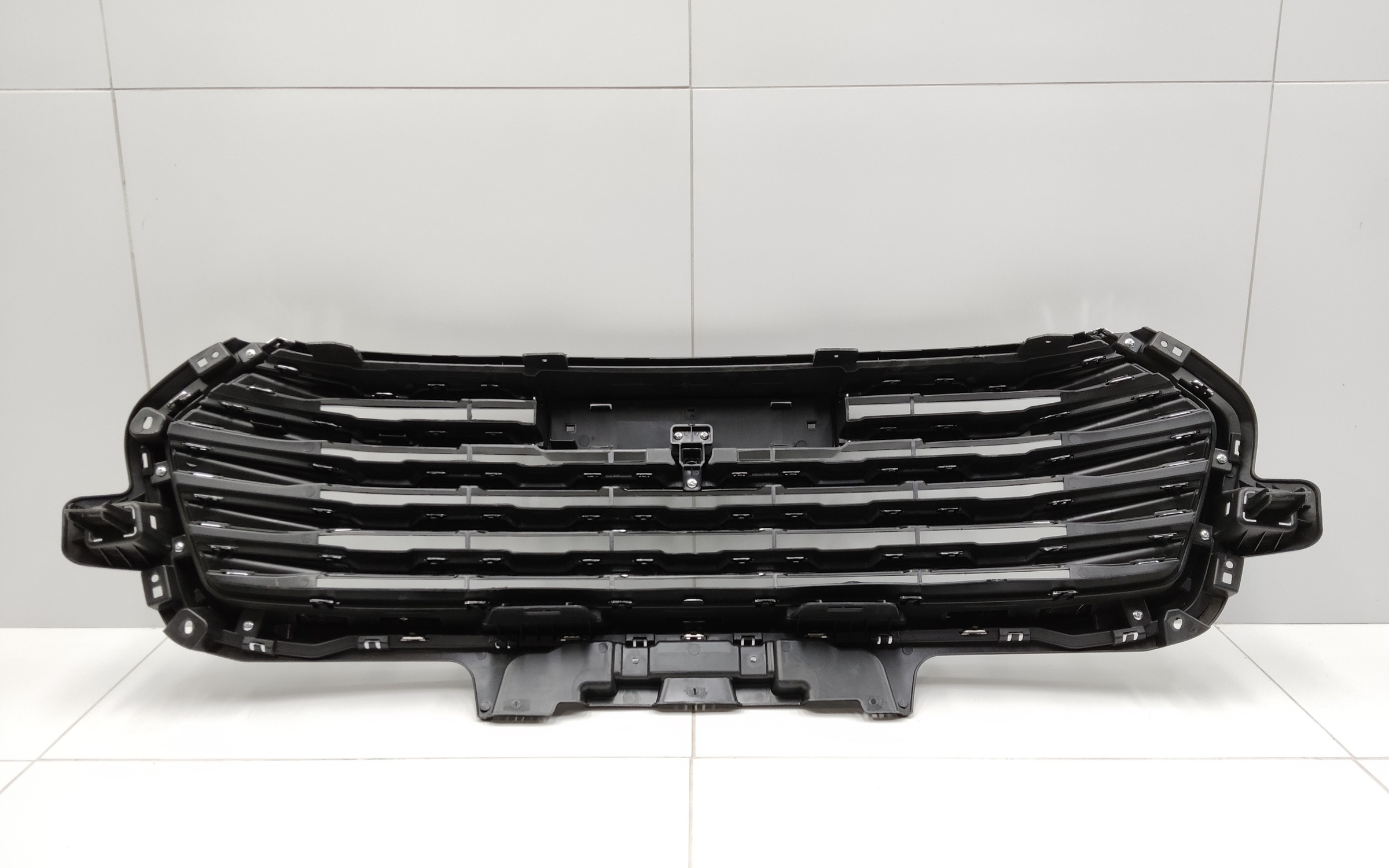 Решётка радиатора Haval Jolion под камеру "OEM"