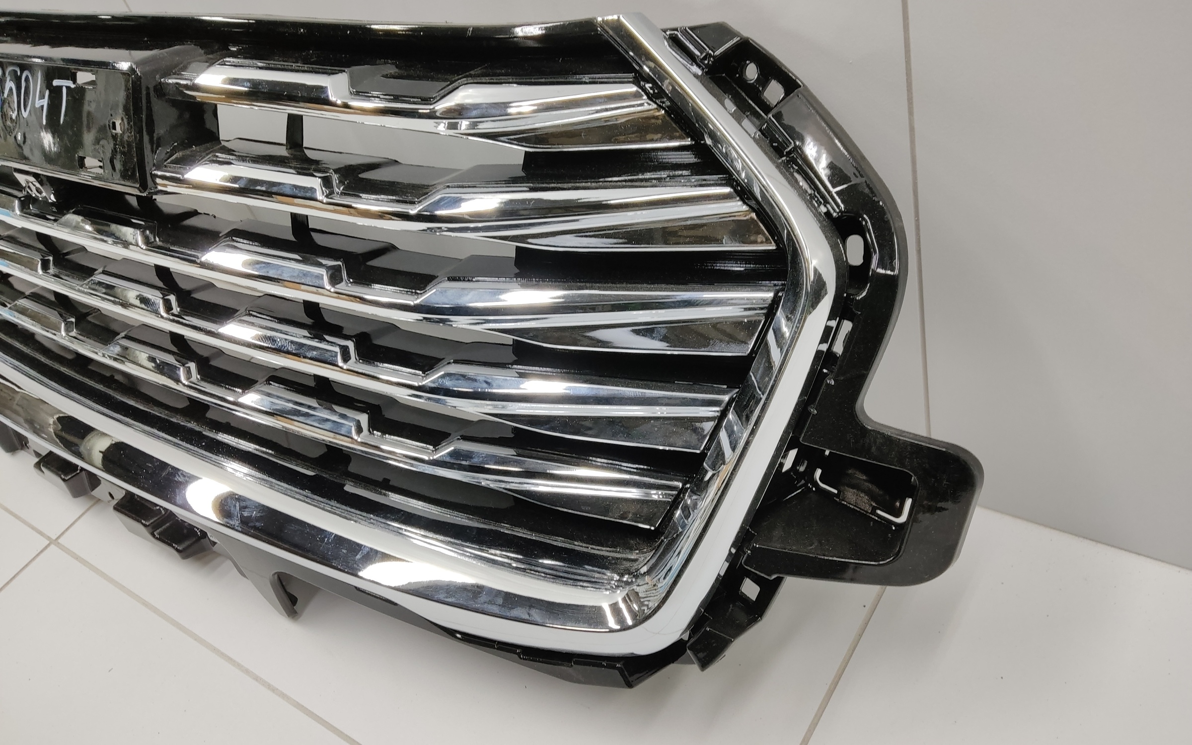 Решётка радиатора Haval Jolion под камеру "OEM"