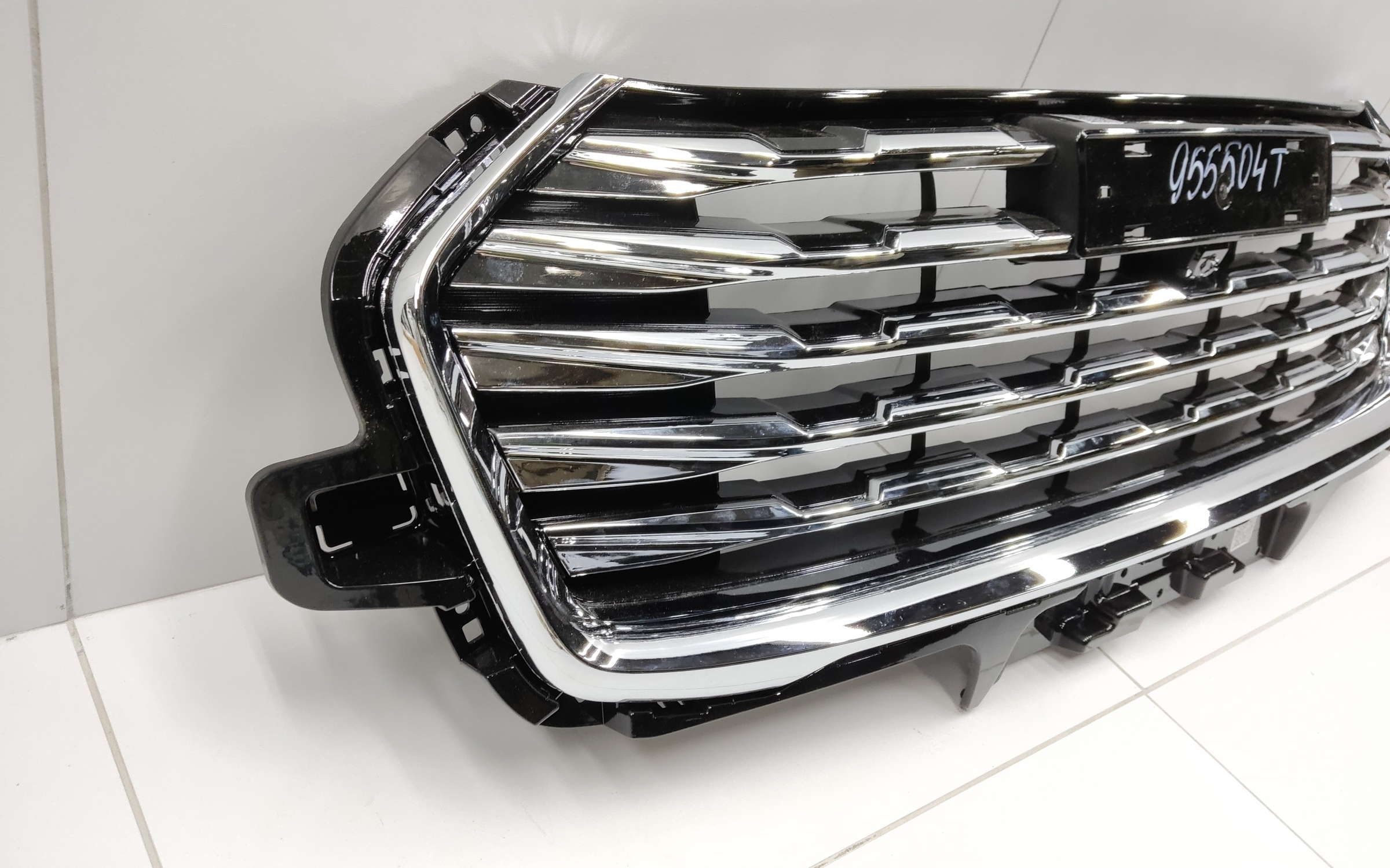 Решётка радиатора Haval Jolion под камеру "OEM"