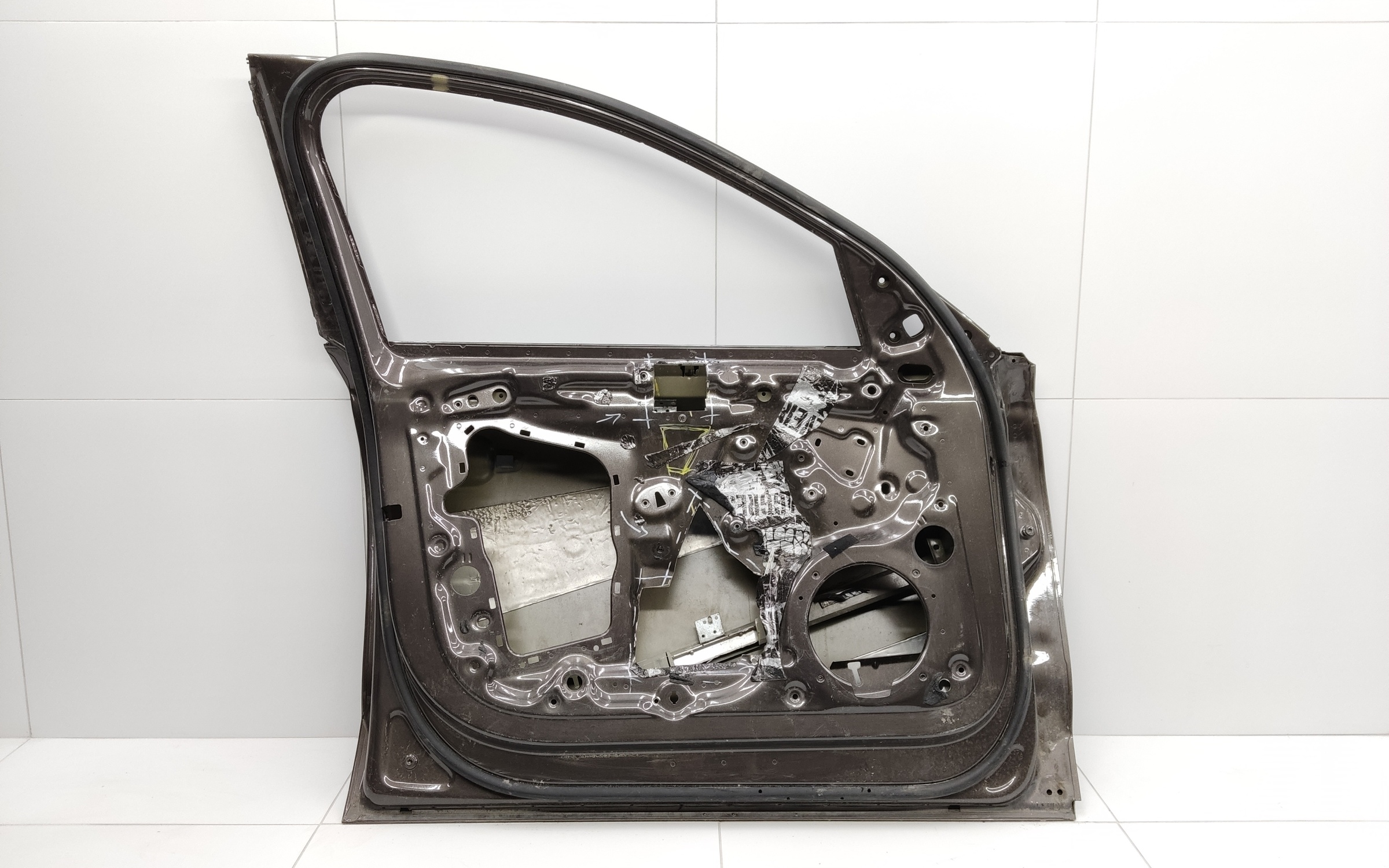 Дверь передняя левая Audi A8 D4