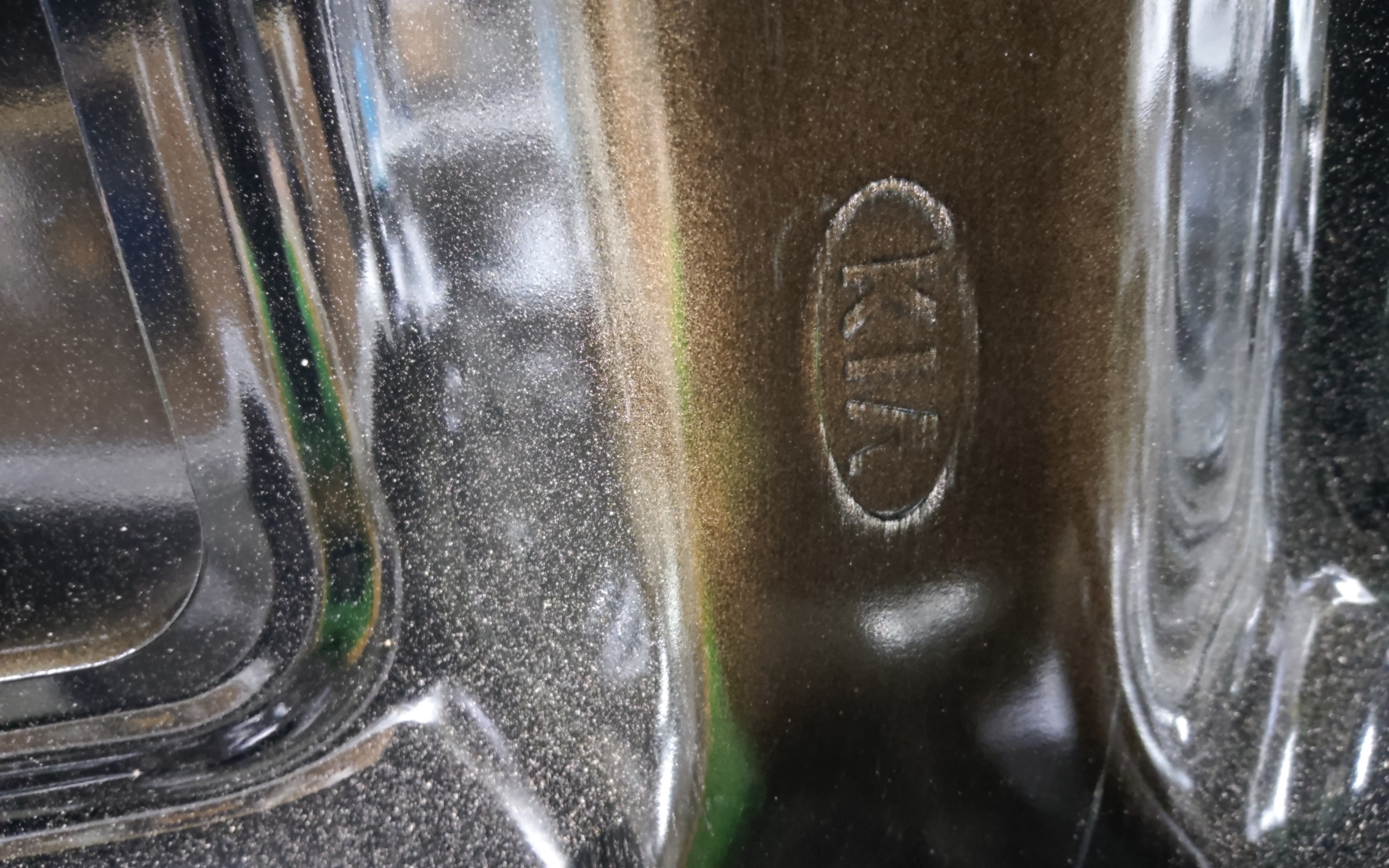 Крышка багажника Kia Cerato 2 Sedan