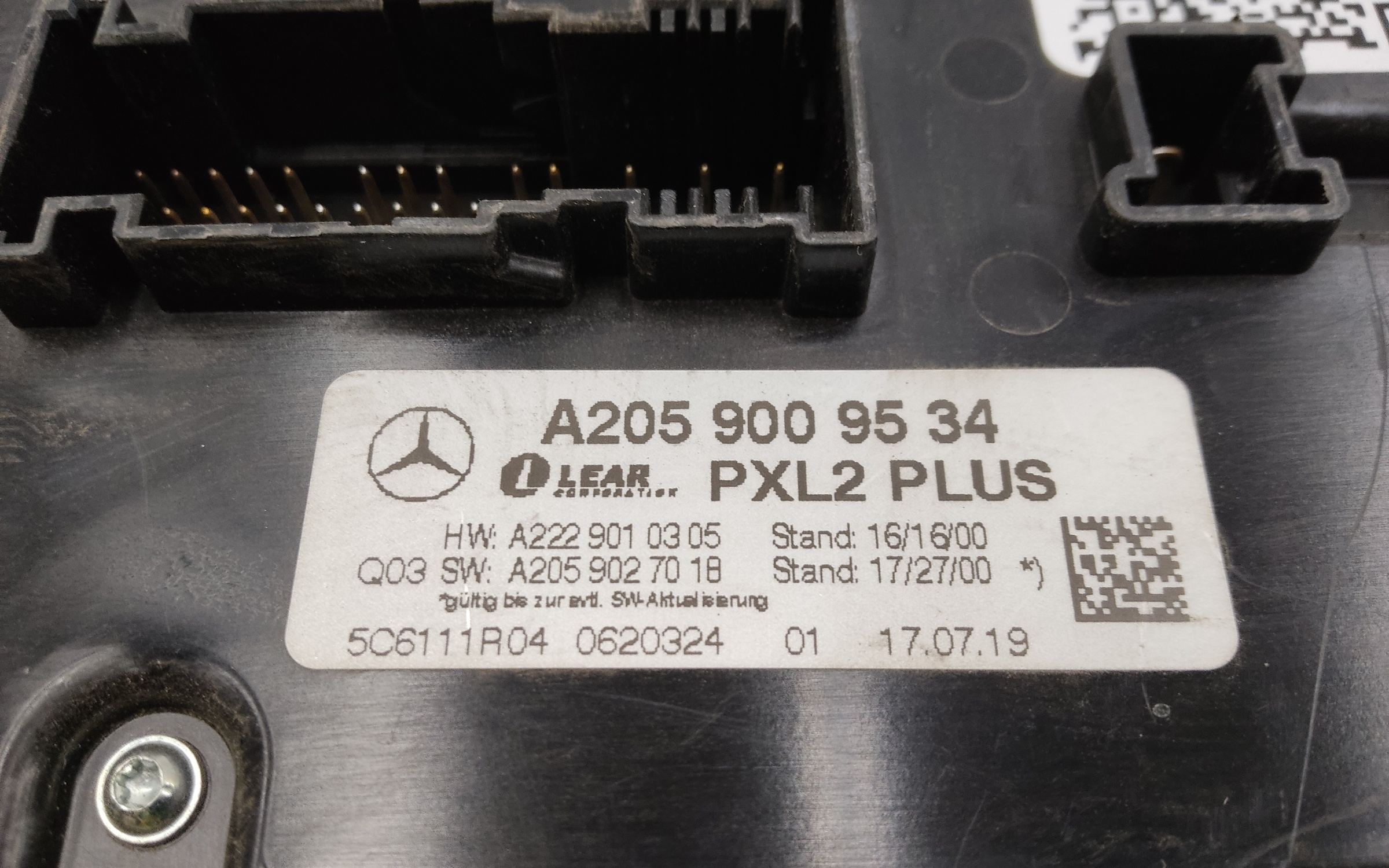 Блок управления фарой передней левой Mercedes Benz S-klasse W222