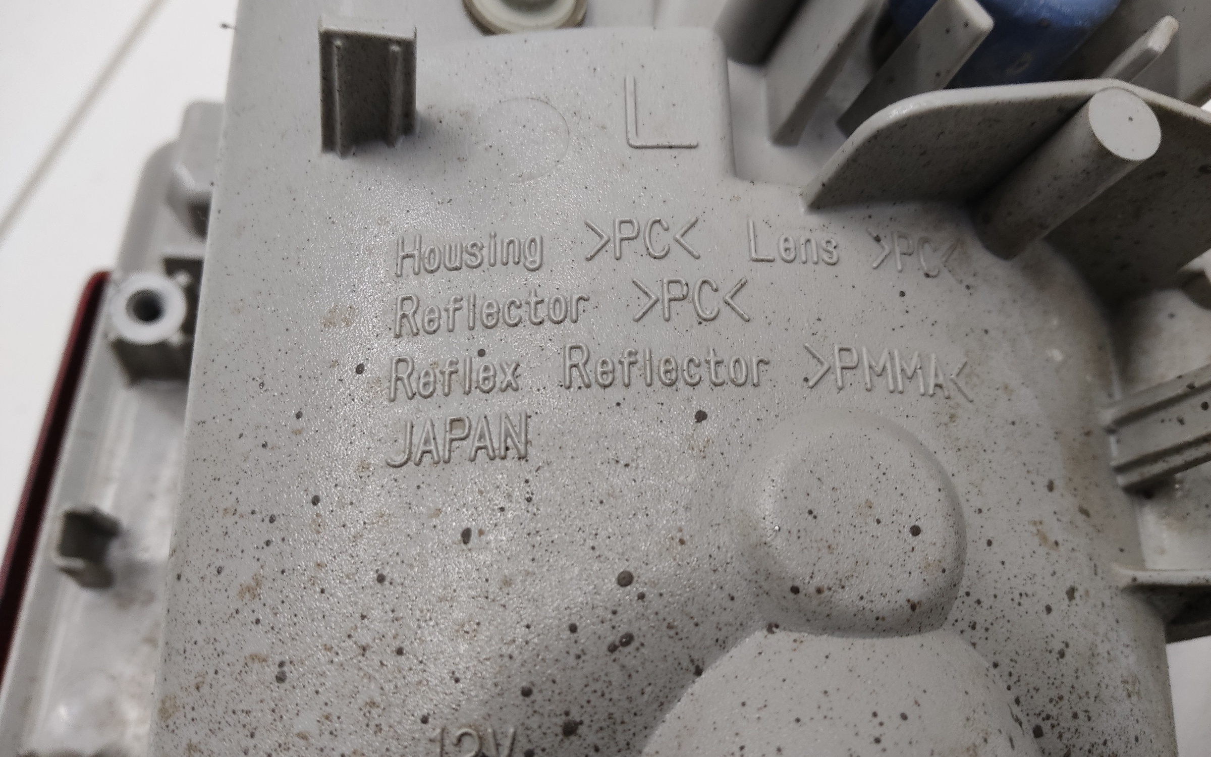 Фара ПТФ задняя левая Toyota Land Cruiser 200 Restail 2