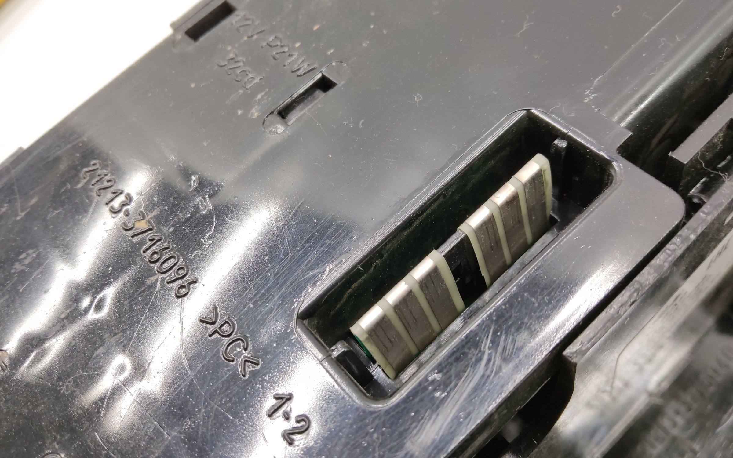 Фонарь задний правый Нива 21213