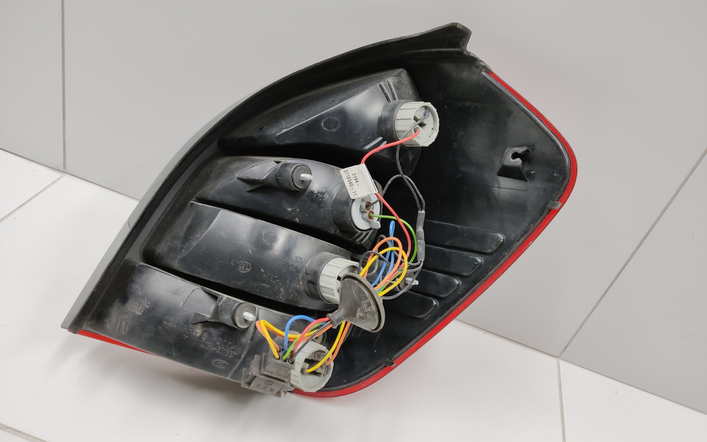 Фонарь задний левый Lada Kalina 2 Wagon