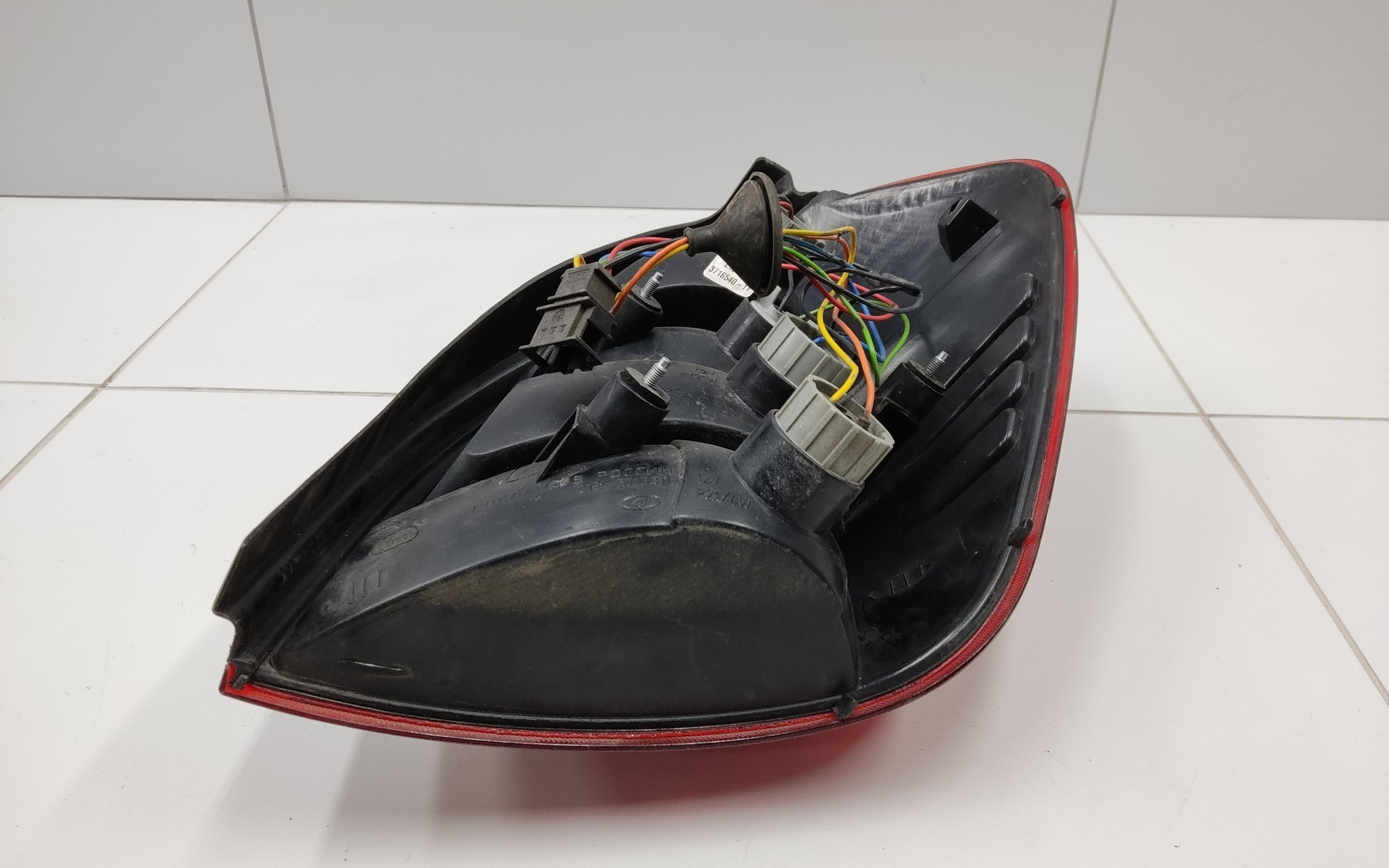 Фонарь задний левый Lada Kalina 2 Wagon