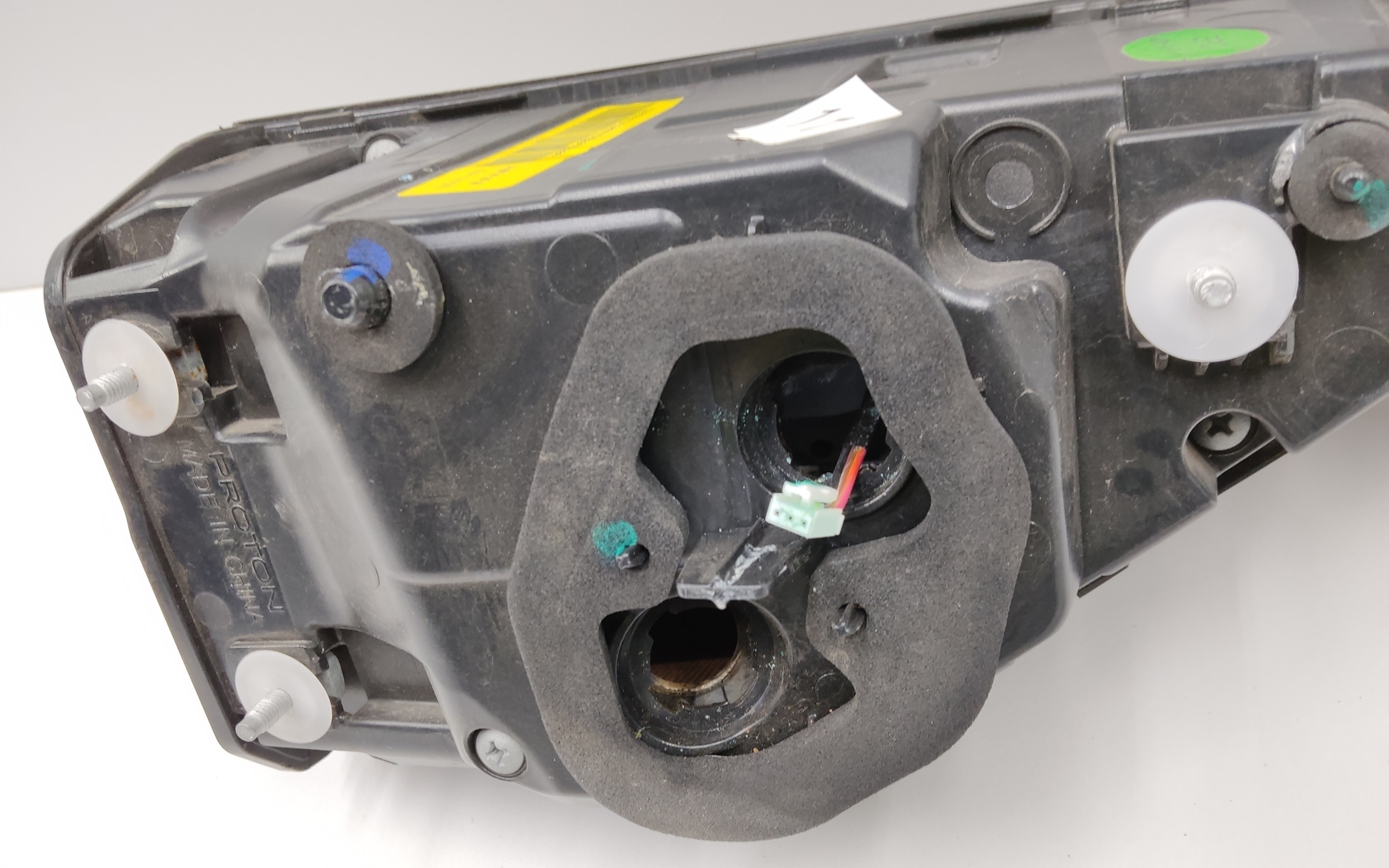 Фонарь задний центральный Geely Emgrand 2