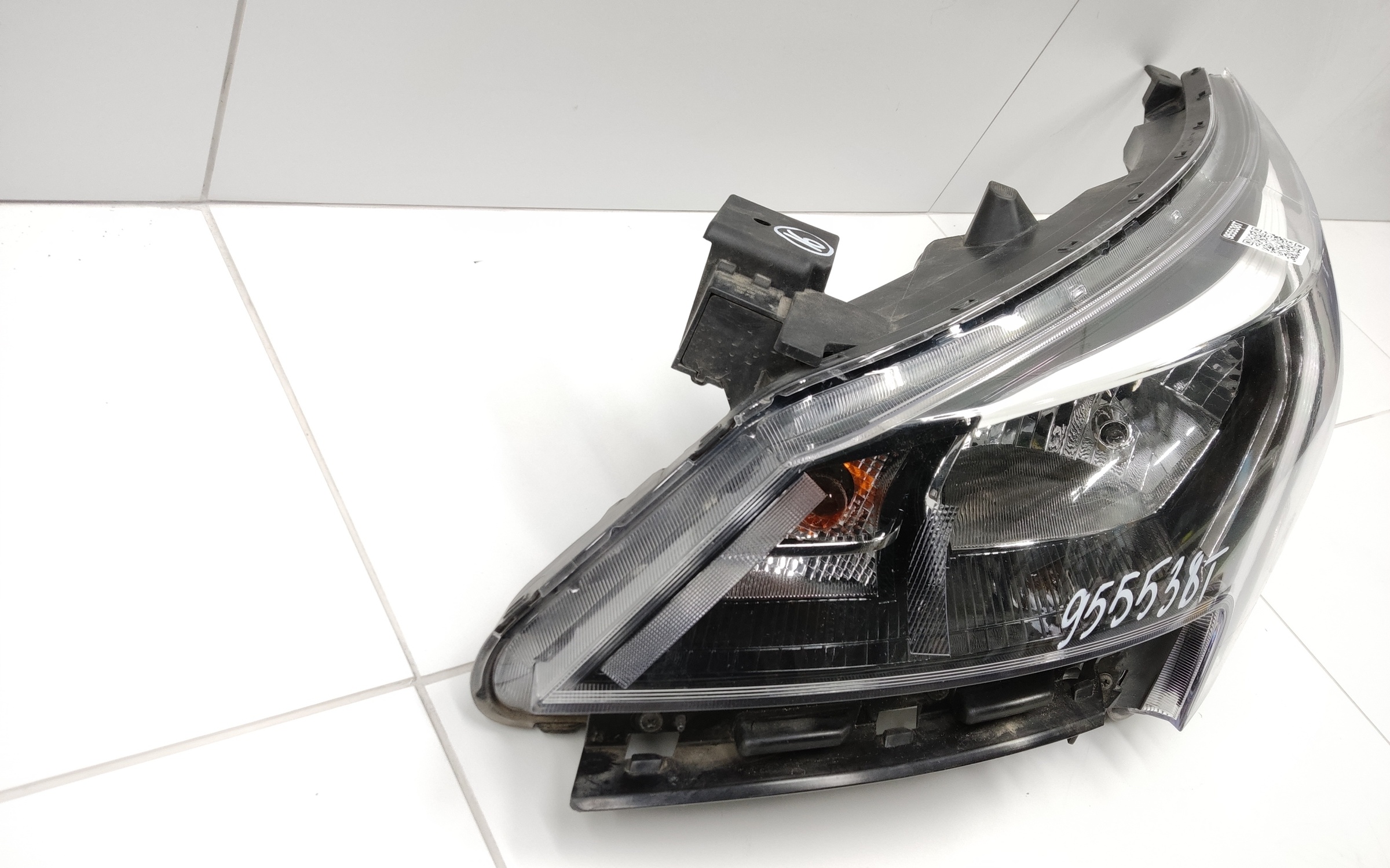 Фара передняя левая KIA Rio 4 Restail галоген