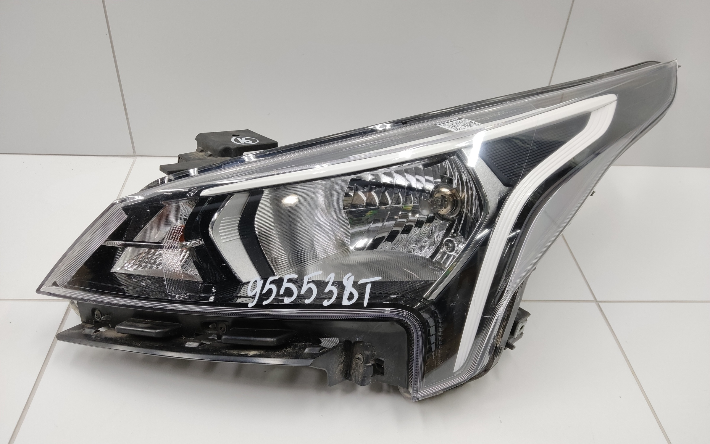 Фара передняя левая KIA Rio 4 Restail галоген