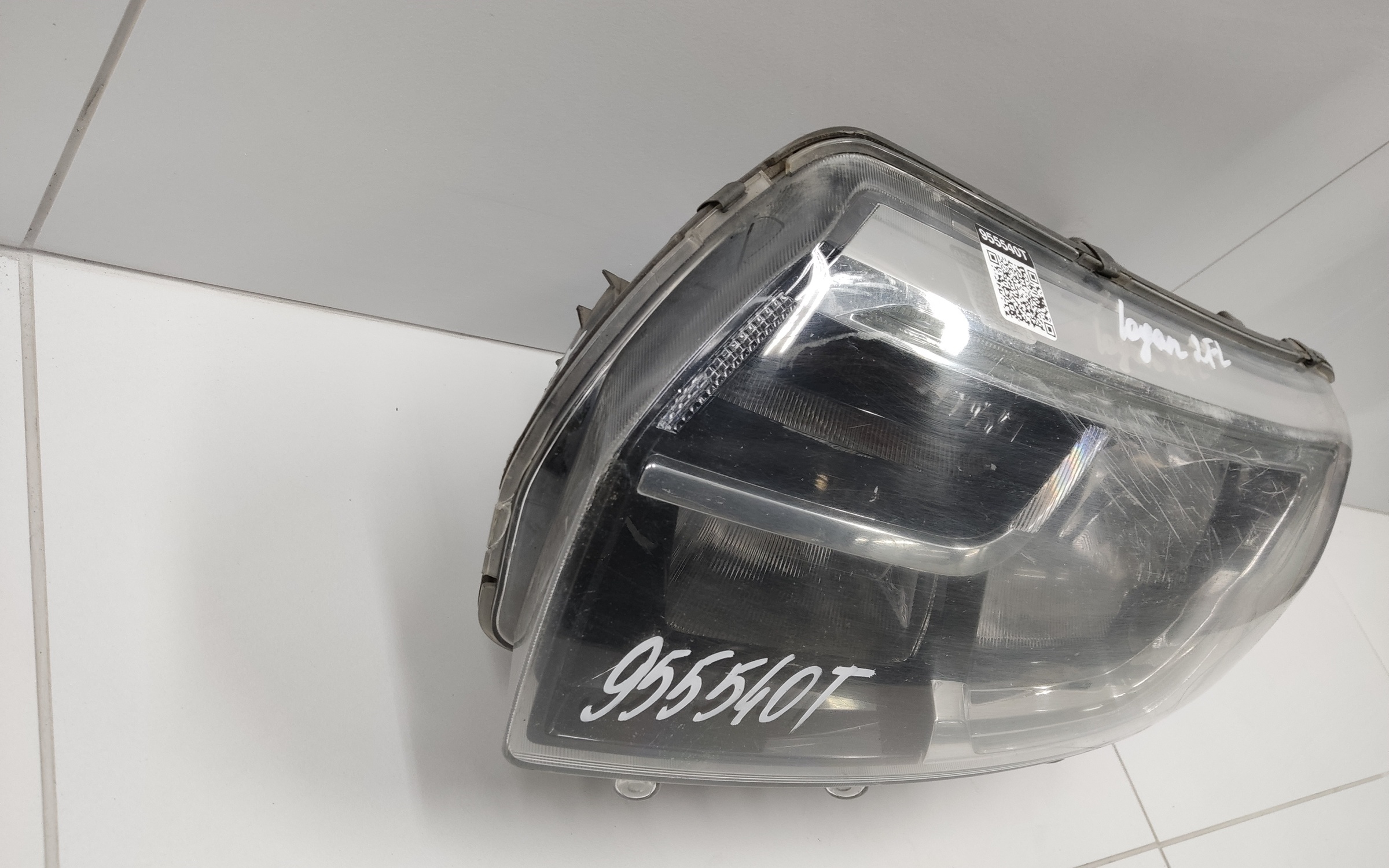 Фара передняя левая Renault Logan 2 Restail галоген с ДХО