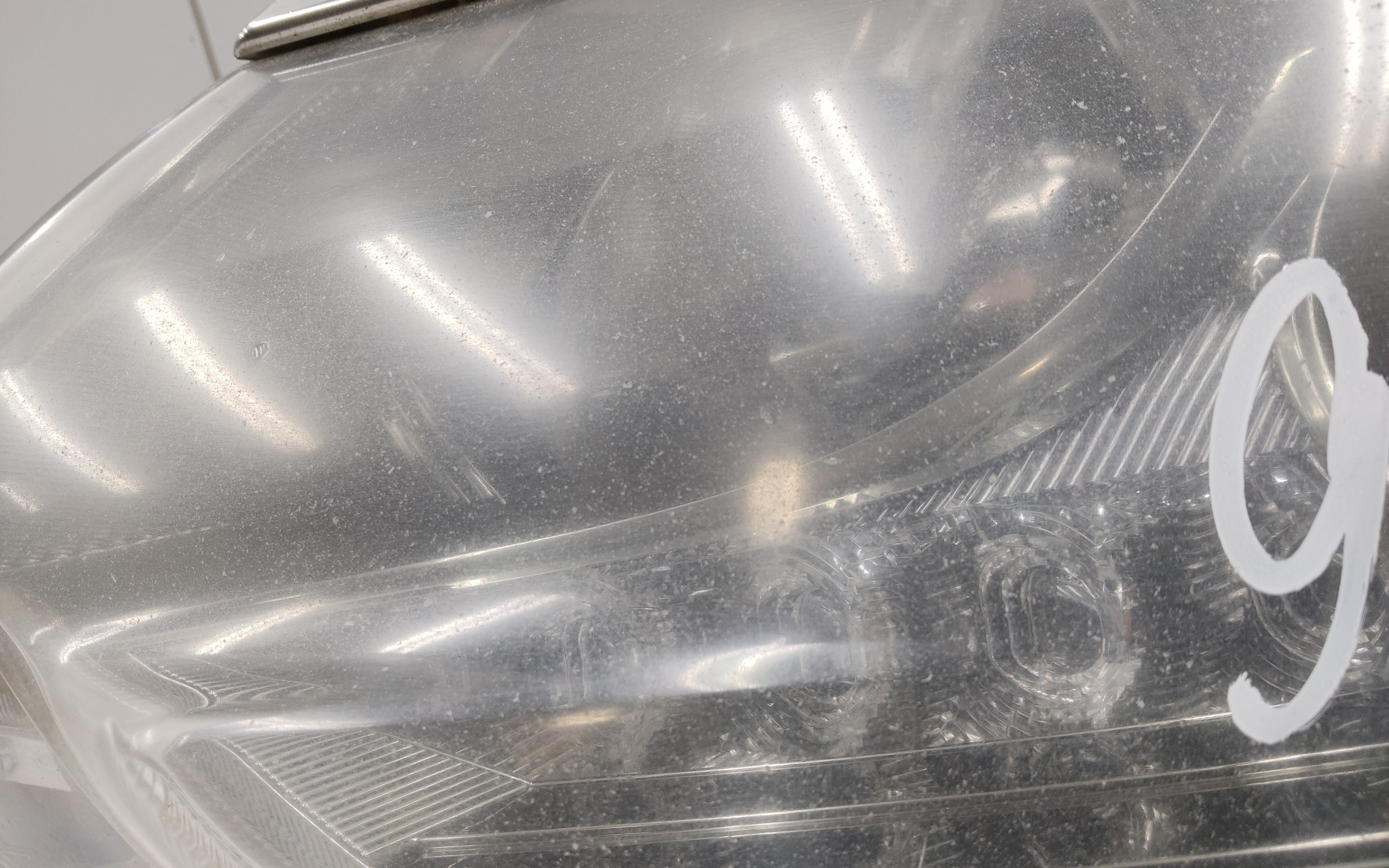 Фара передняя левая Toyota Camry V55 Restail галоген LED