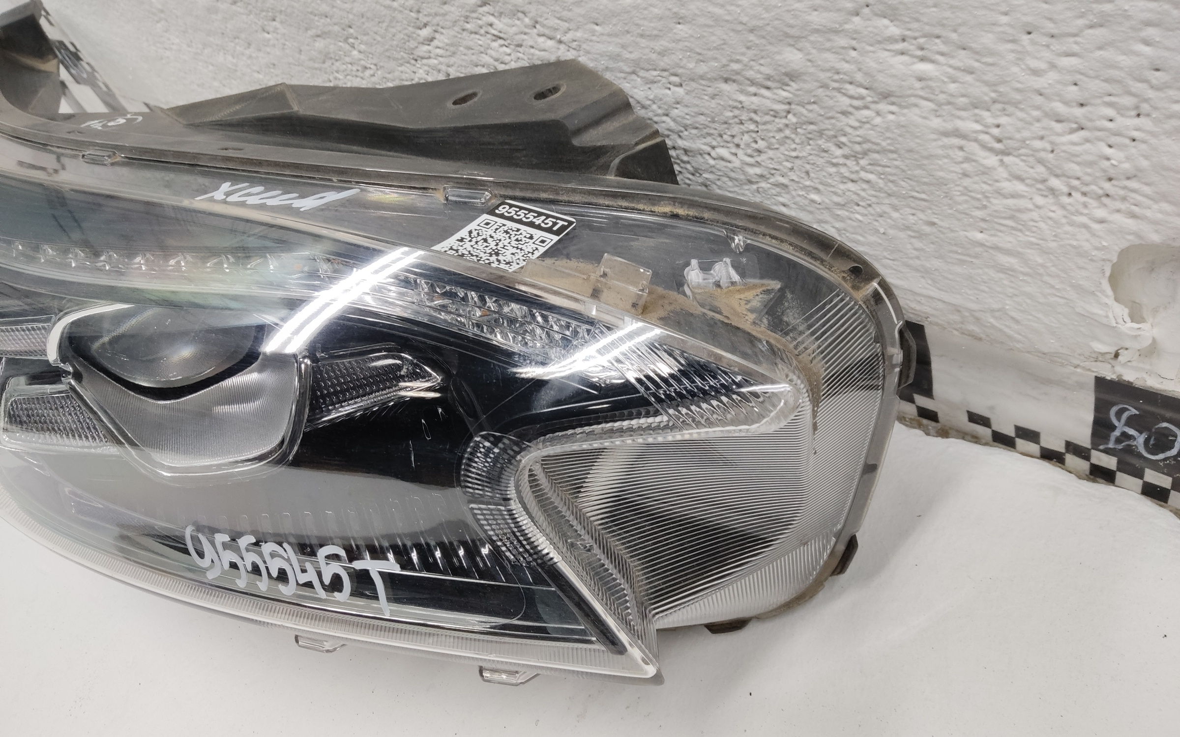 Фара передняя правая Kia XCeed линза ДХО