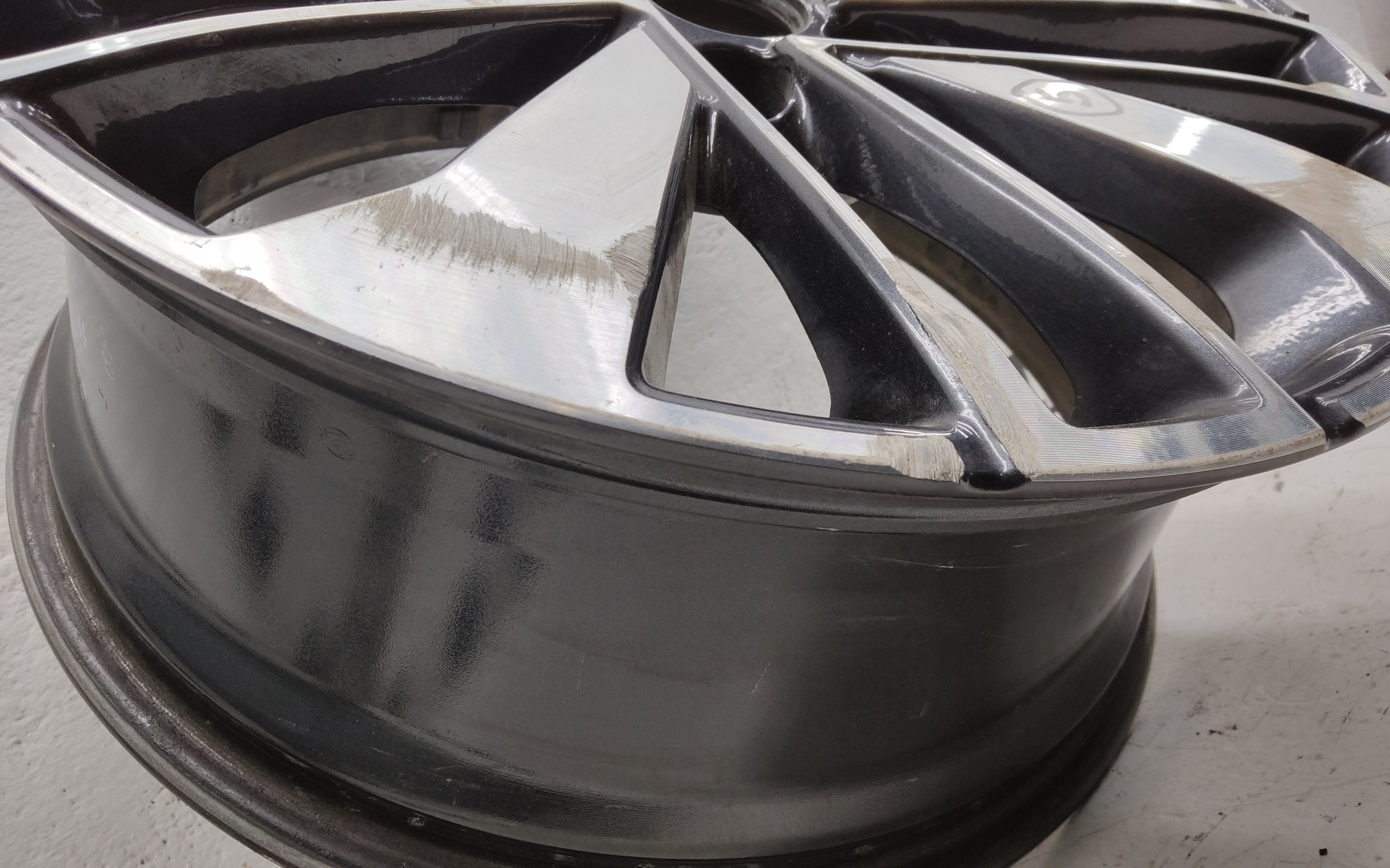 Диск колеса литой Changan CS35Plus R18