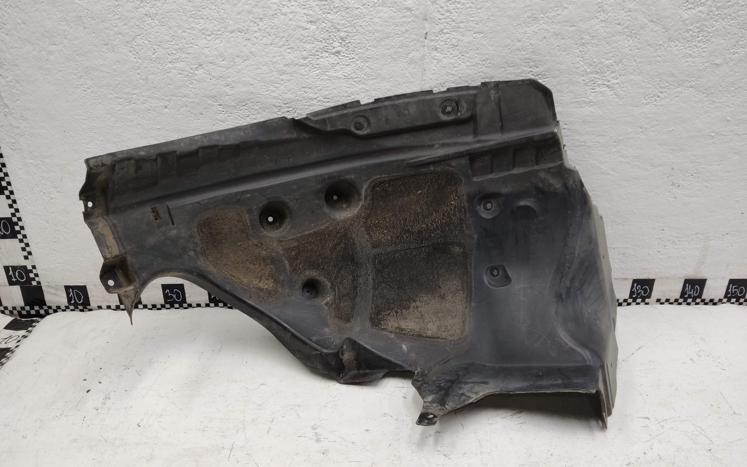 Подкрылок передний левый задняя часть BMW X7 G07