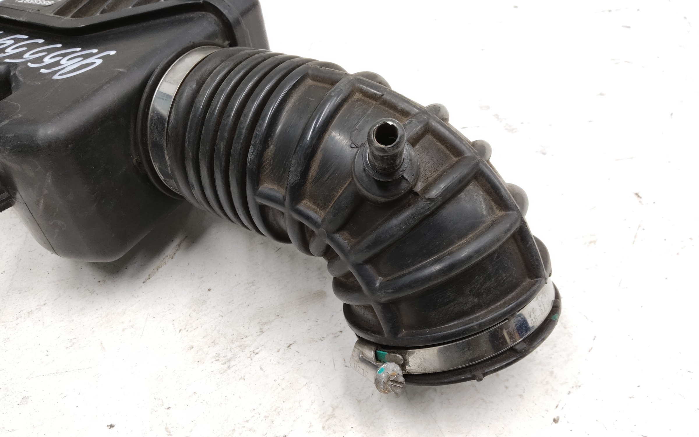 Резонатор воздушного фильтра Jetour Dashing