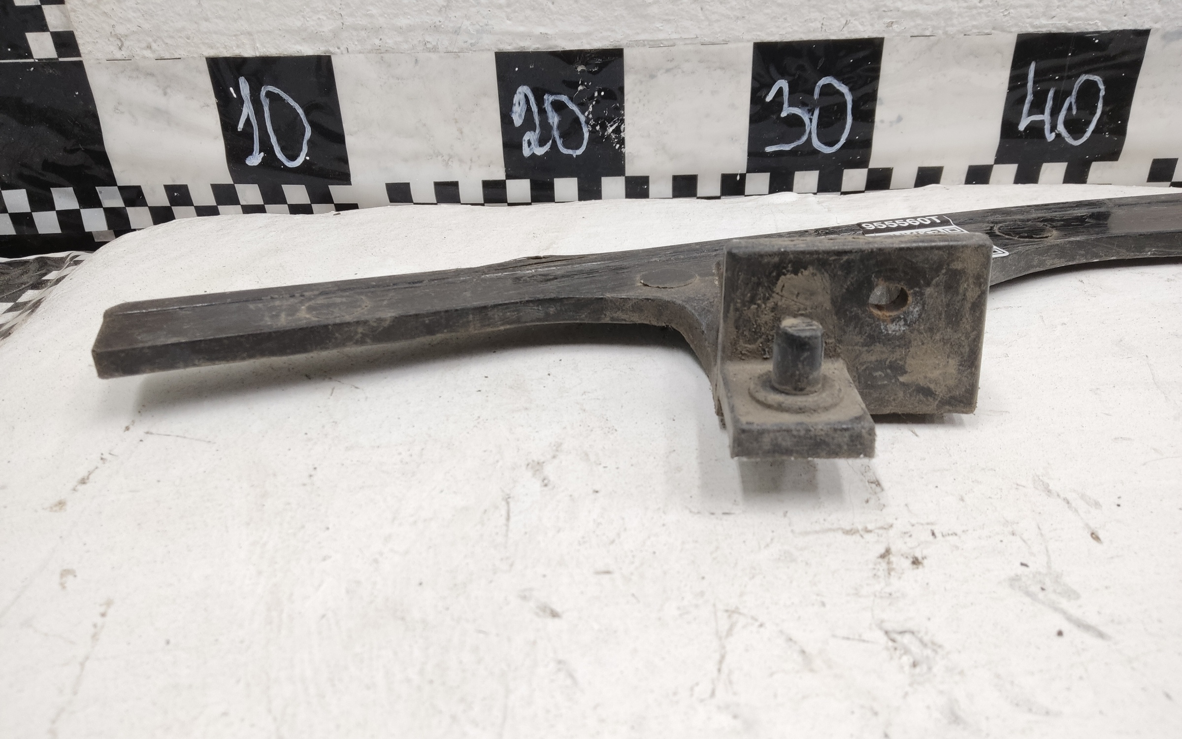 Усилитель переднего бампера нижний "дуга" Hyundai Santa Fe 4 Restail