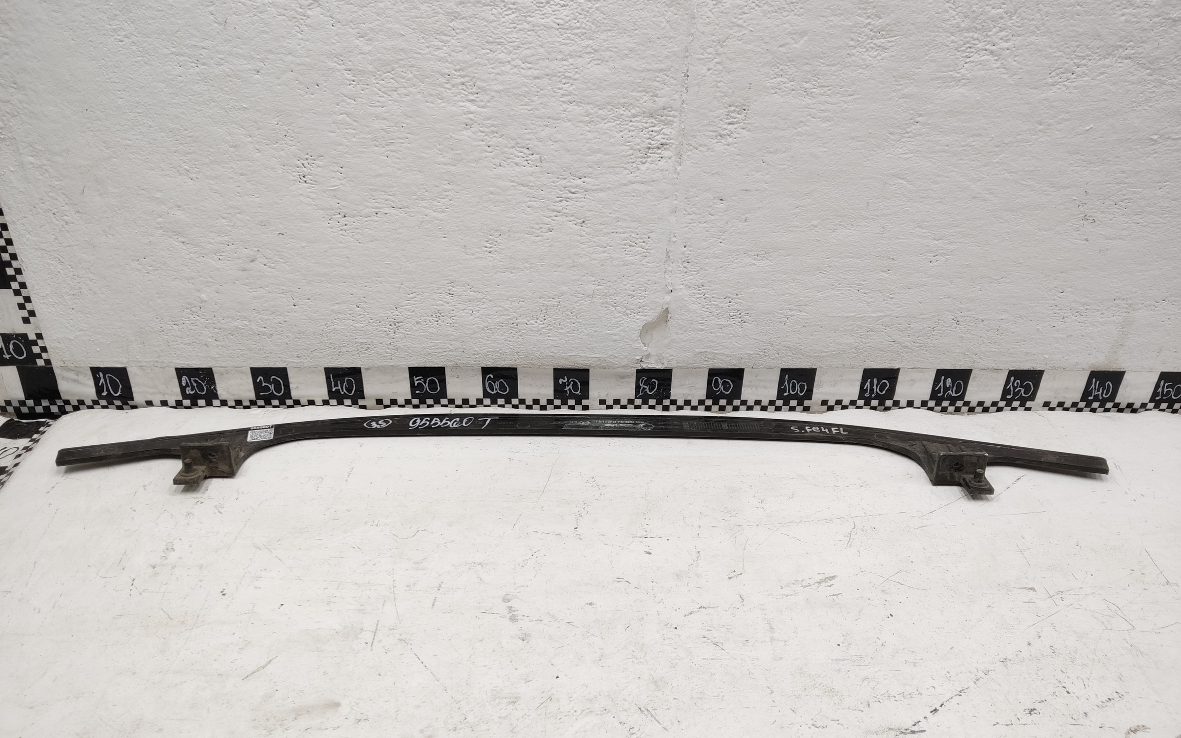 Усилитель переднего бампера нижний "дуга" Hyundai Santa Fe 4 Restail