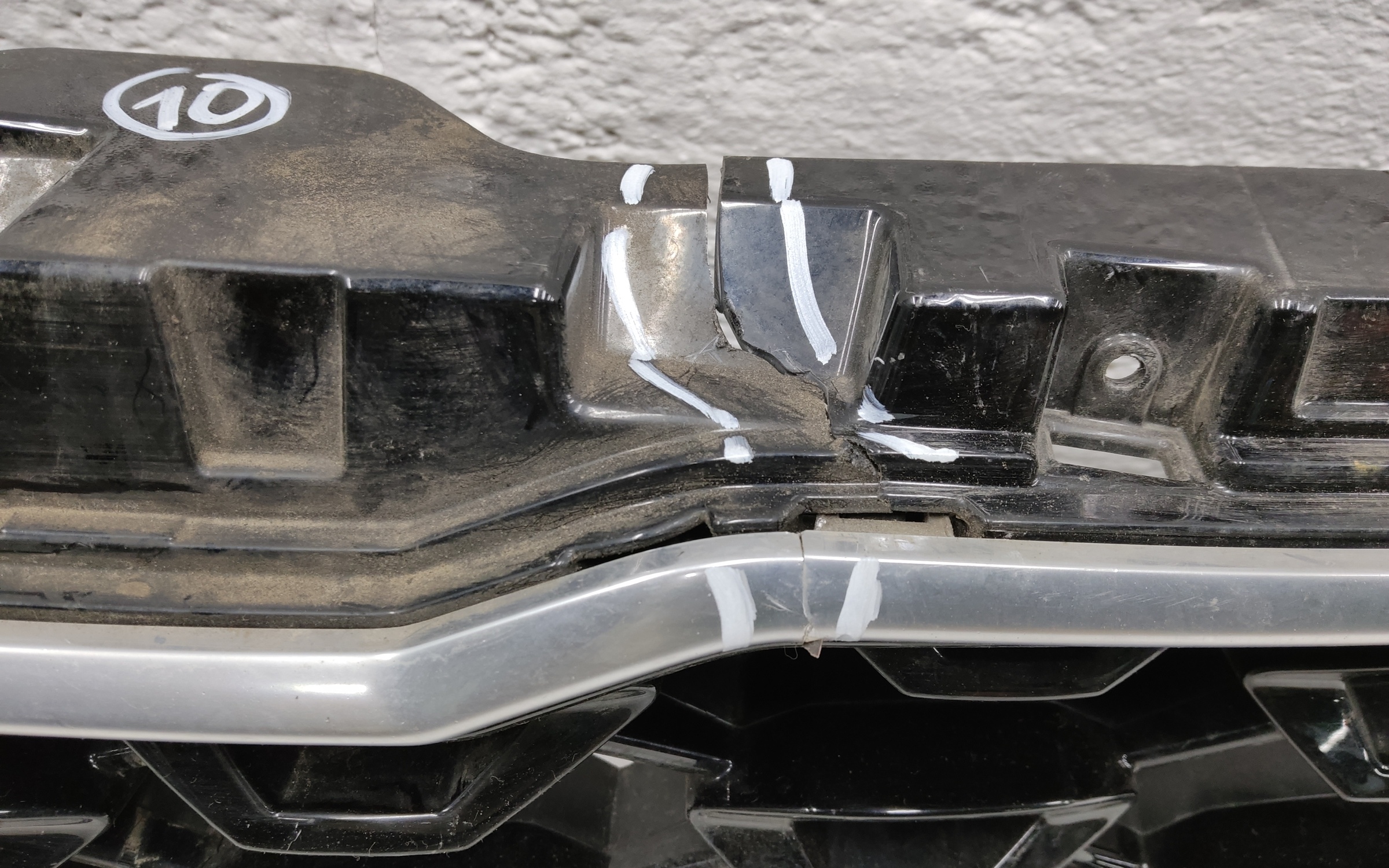 Решётка радиатора Kia Sorento 4