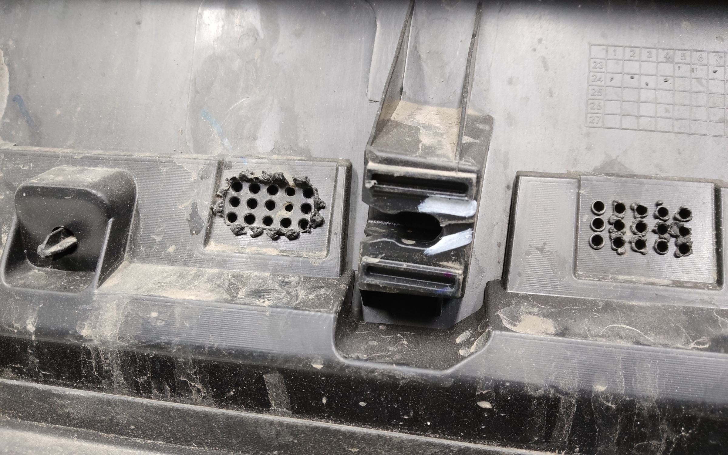 Накладка двери задней левой Changan CS35PLUS