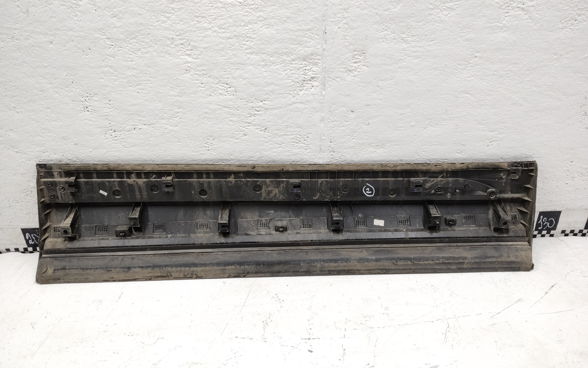 Накладка двери передней левой Changan CS35Plus