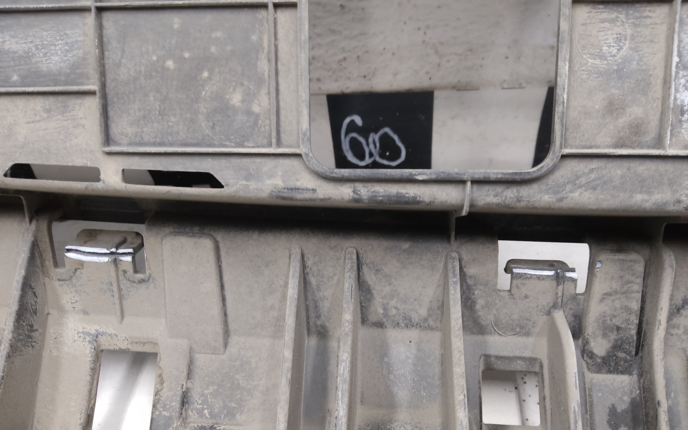 Накладка передней панели Hyundai Santa Fe 4 Restail