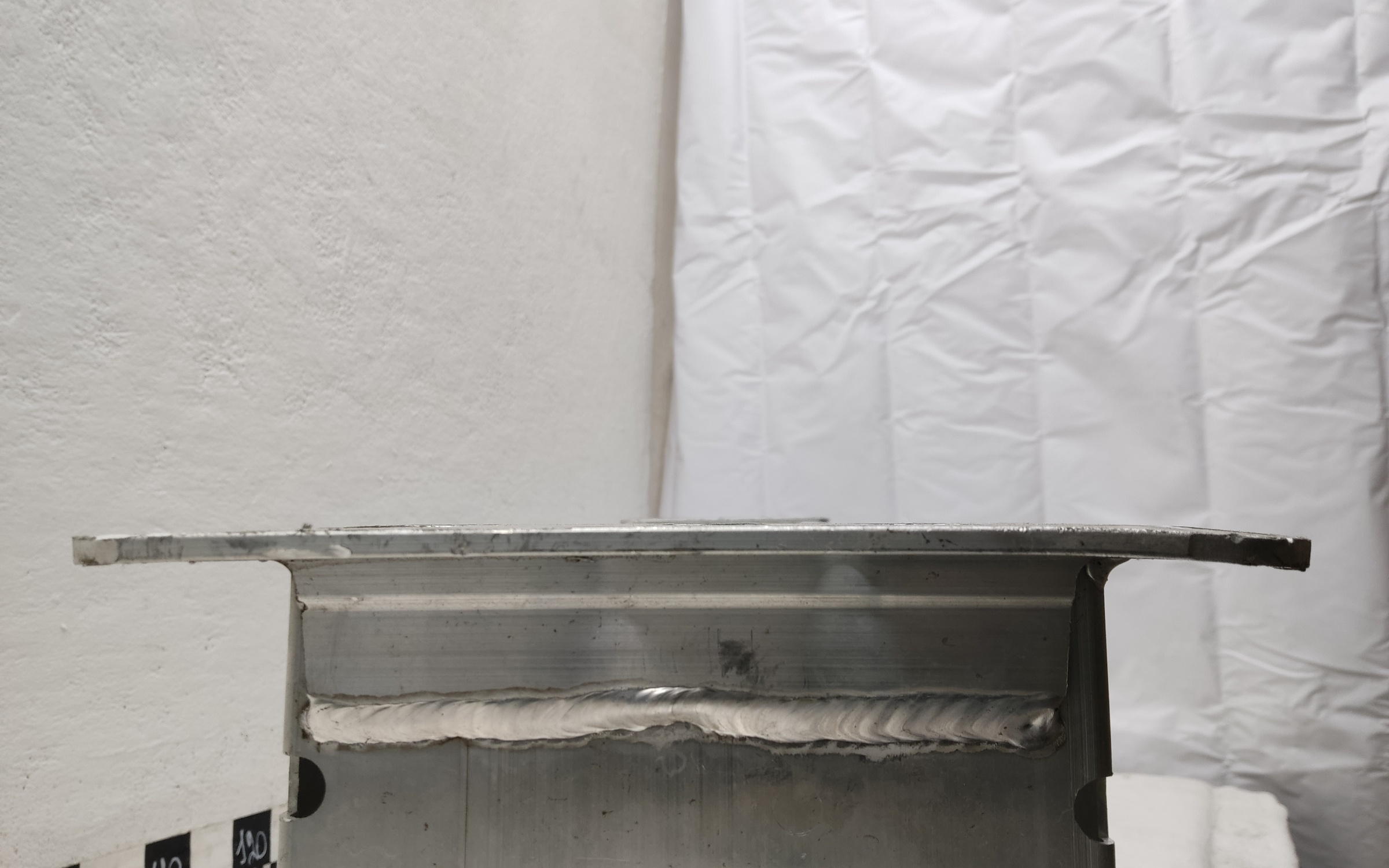 Усилитель переднего бампера Voyah Dream