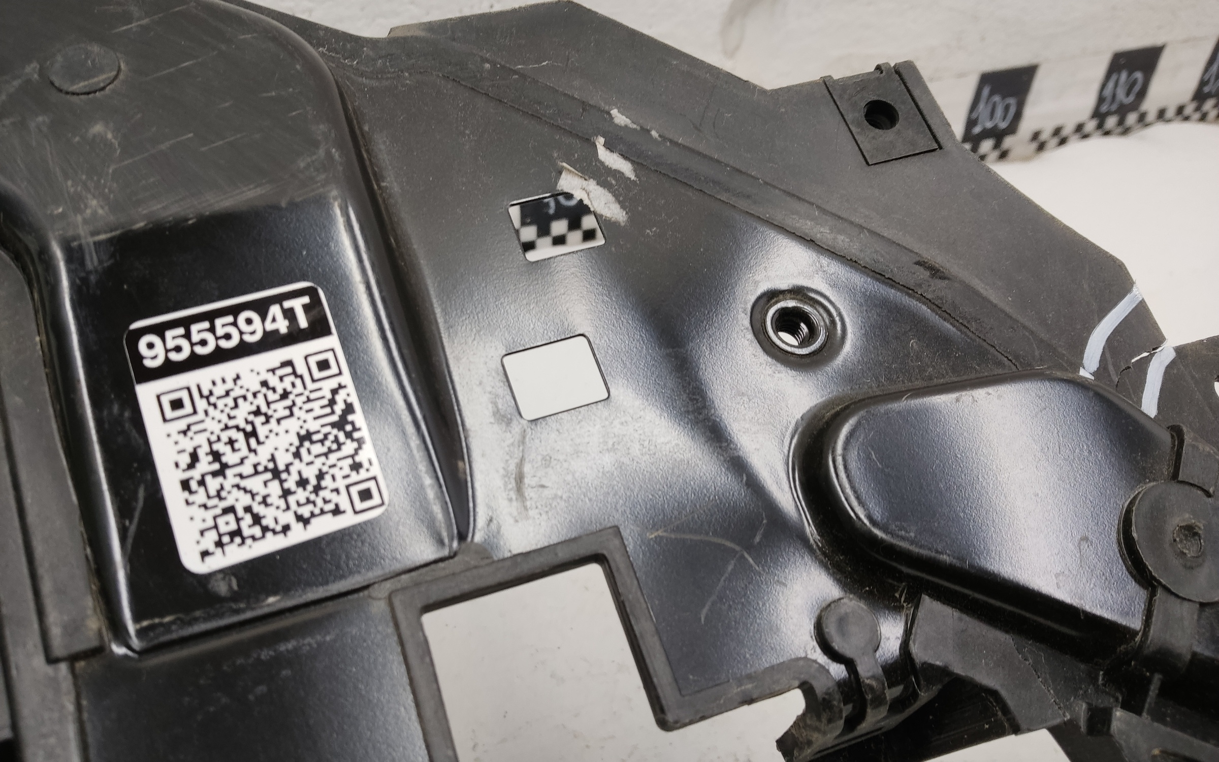 Панель передняя Volvo V40 2