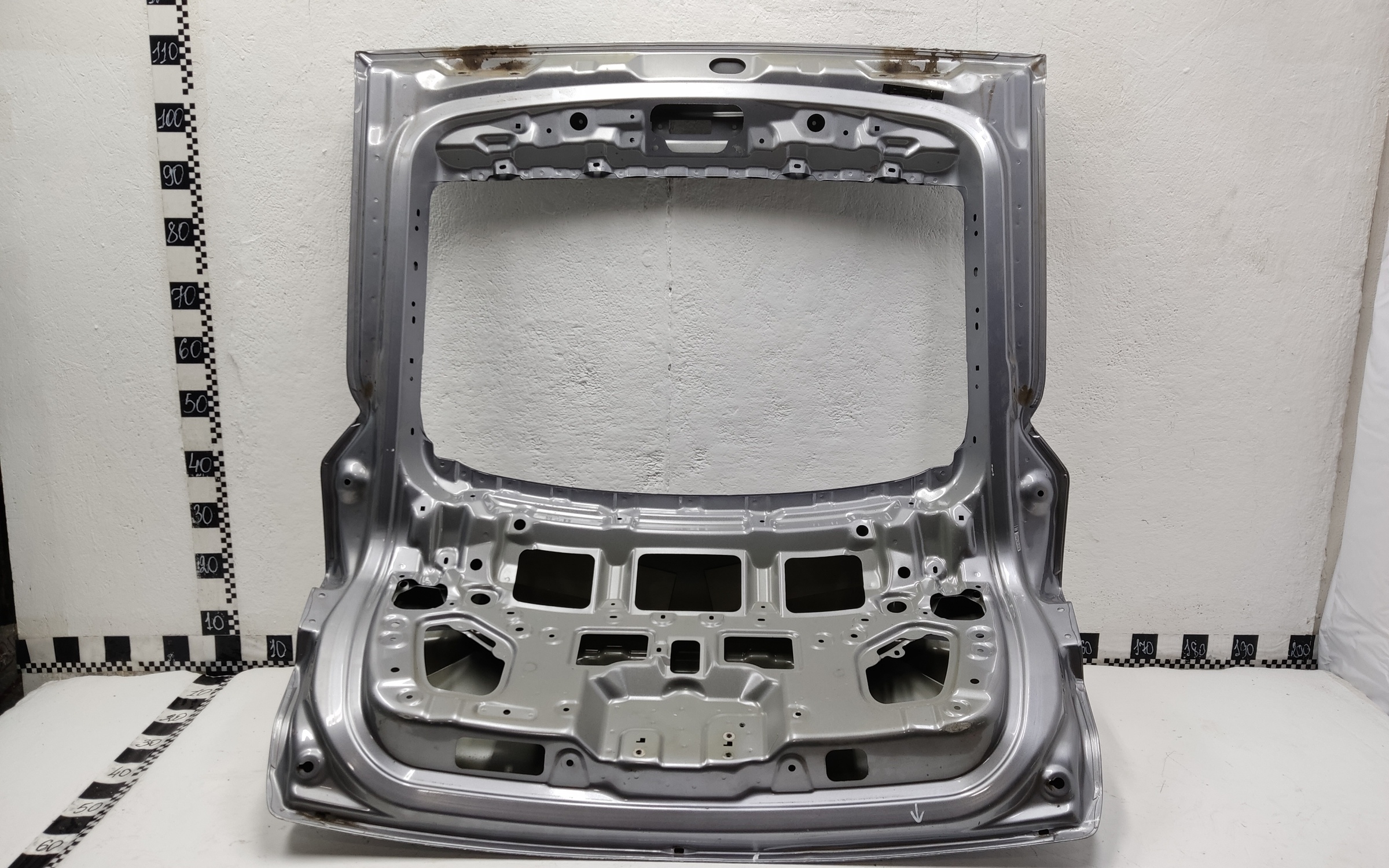 Крышка багажника Changan CS85