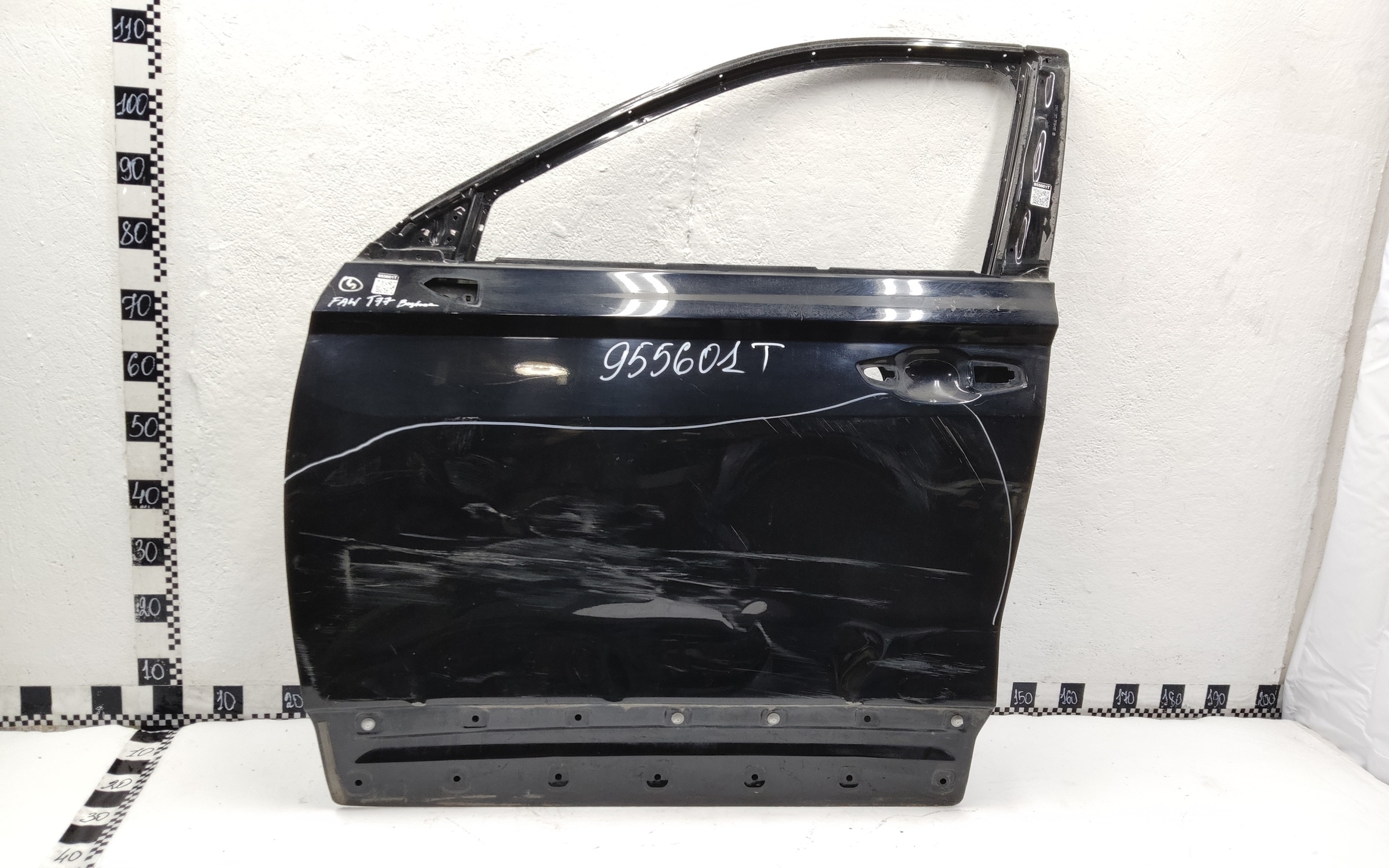 Дверь передняя левая FAW Bestune T77