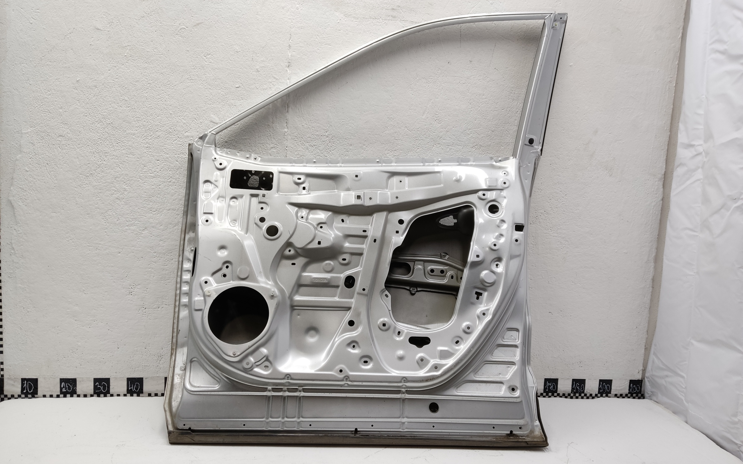 Дверь передняя правая Toyota RAV4 XA50