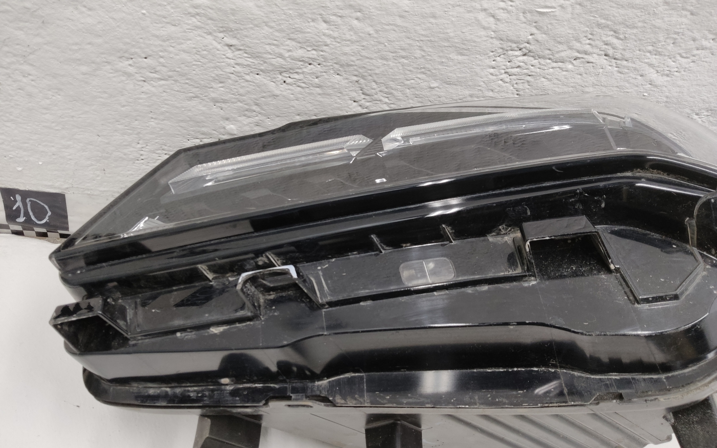 Фара передняя левая Geely Coolray Restail LED